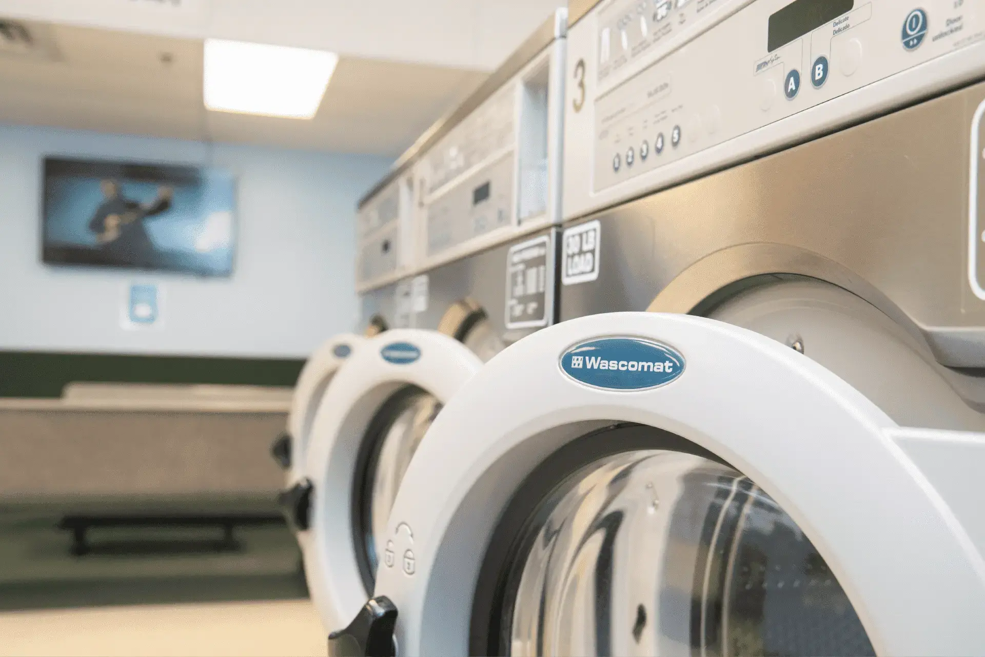 Maine Street Laundromat Skowhegan thumbnail 3