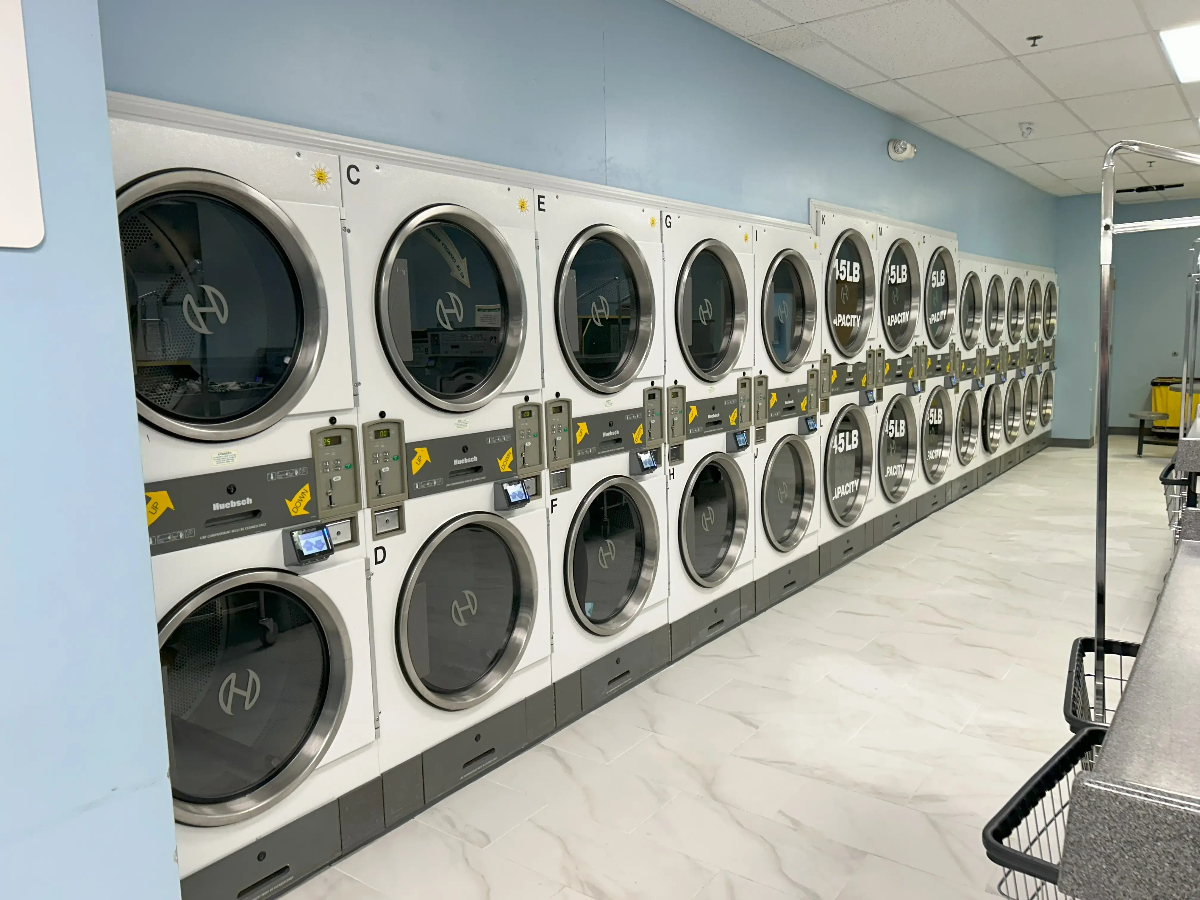 Maine Street Laundromat Skowhegan - Image 6