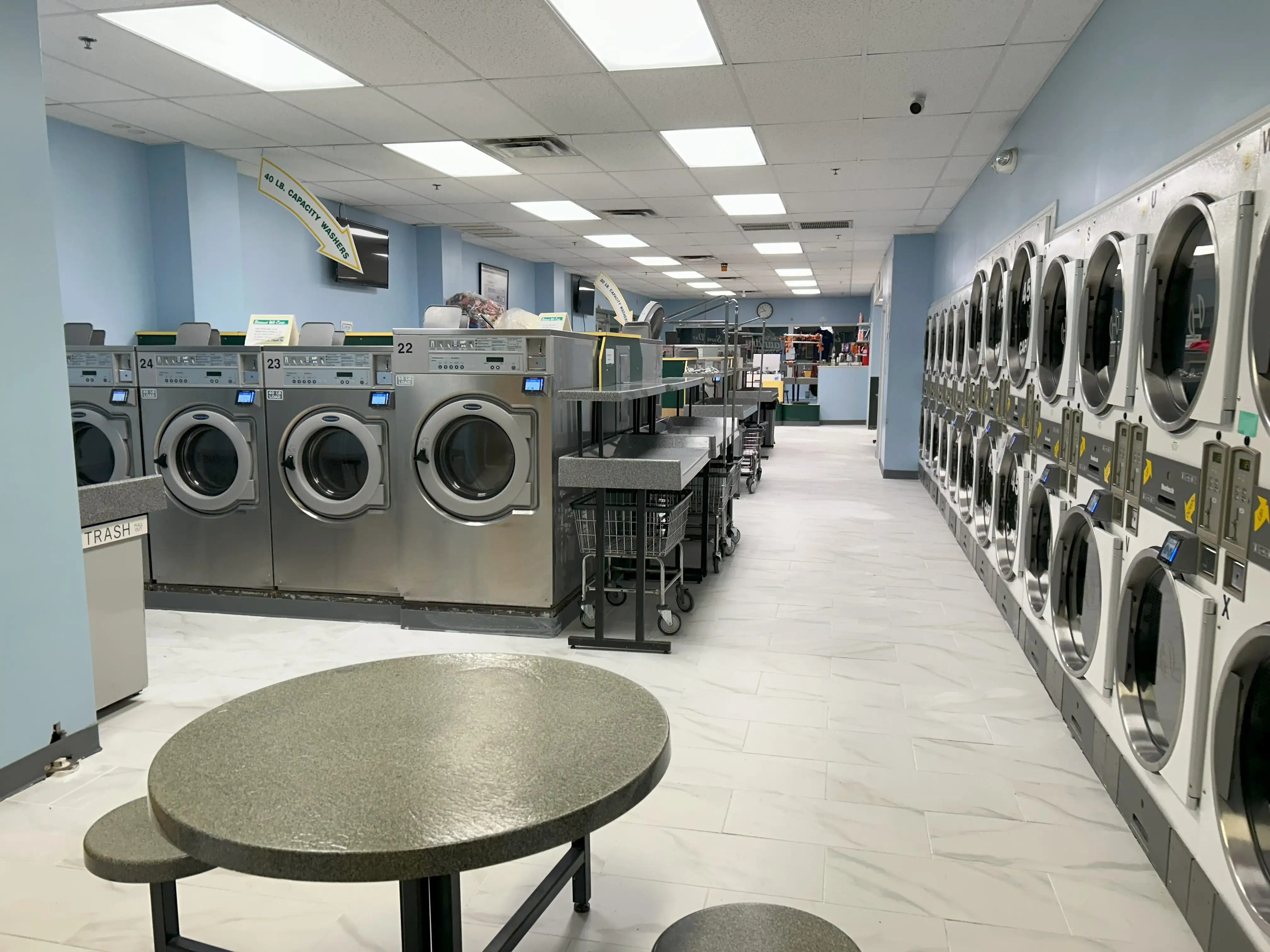 Maine Street Laundromat Skowhegan - Image 2