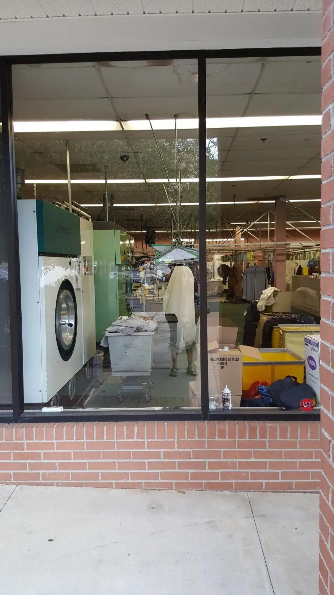 Majik Touch Cleaners - Image 9