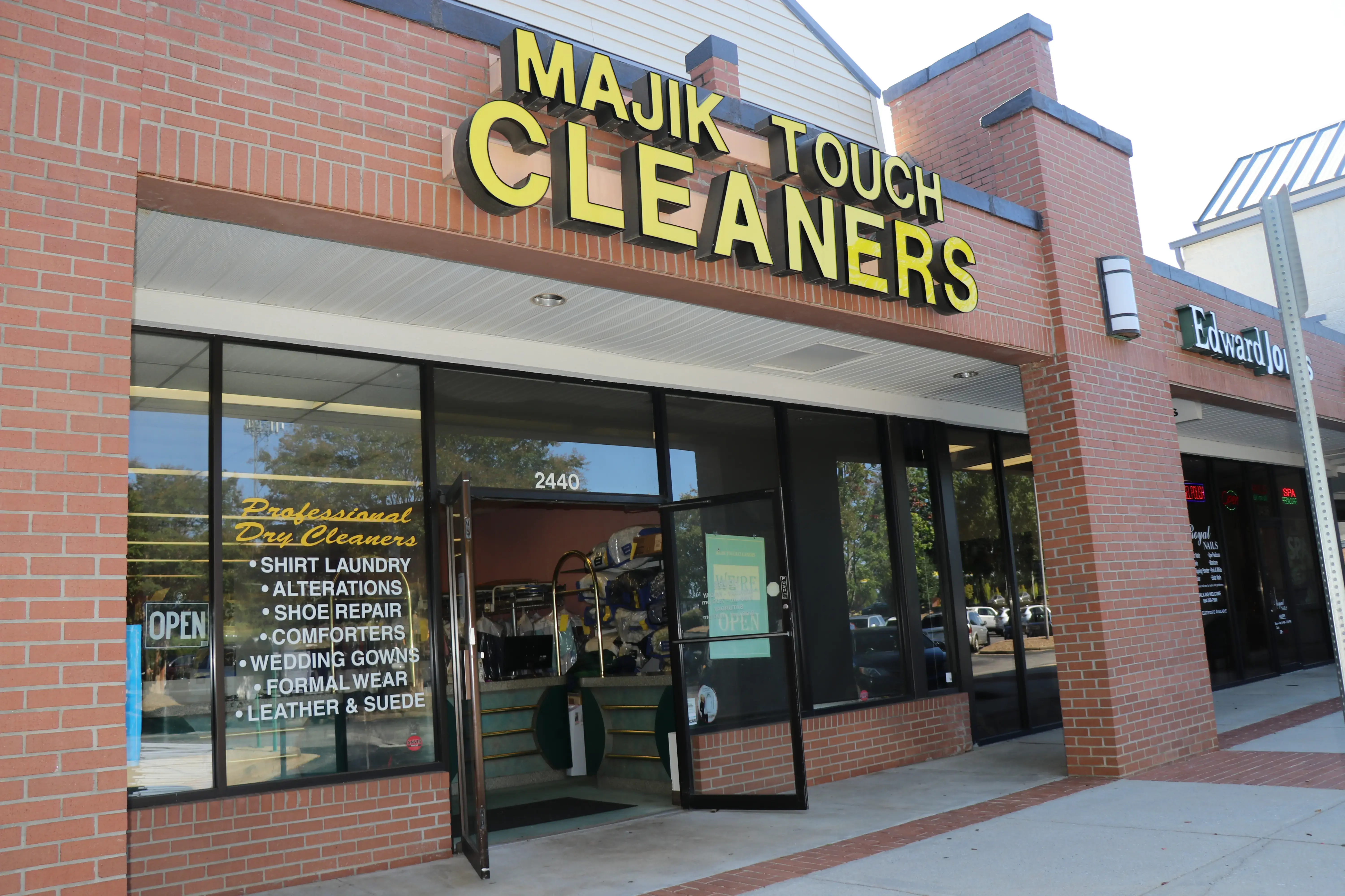 Majik Touch Cleaners - Image 3