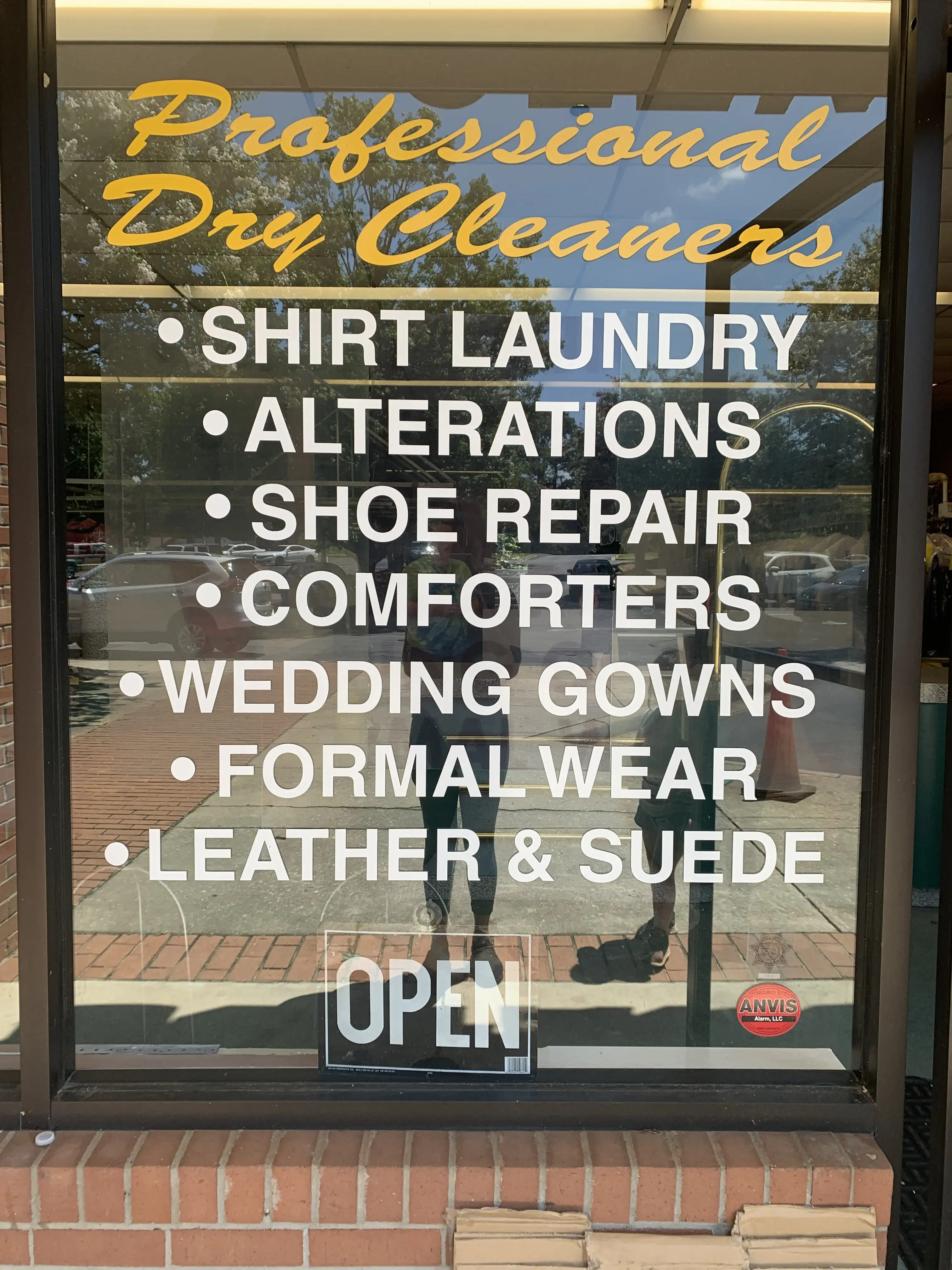 Majik Touch Cleaners - Image 8