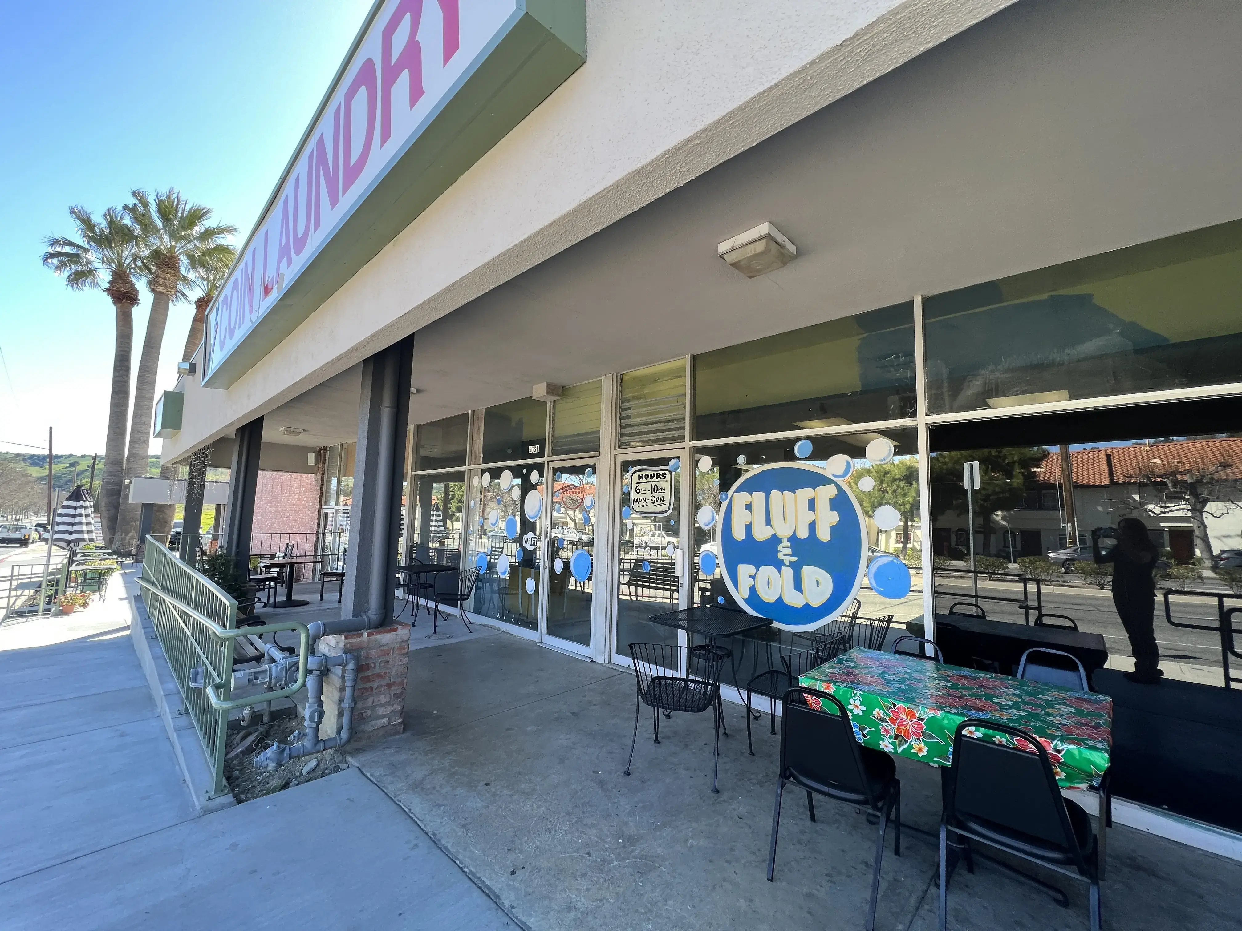 Malibu Canyon Coin Laundry thumbnail 14