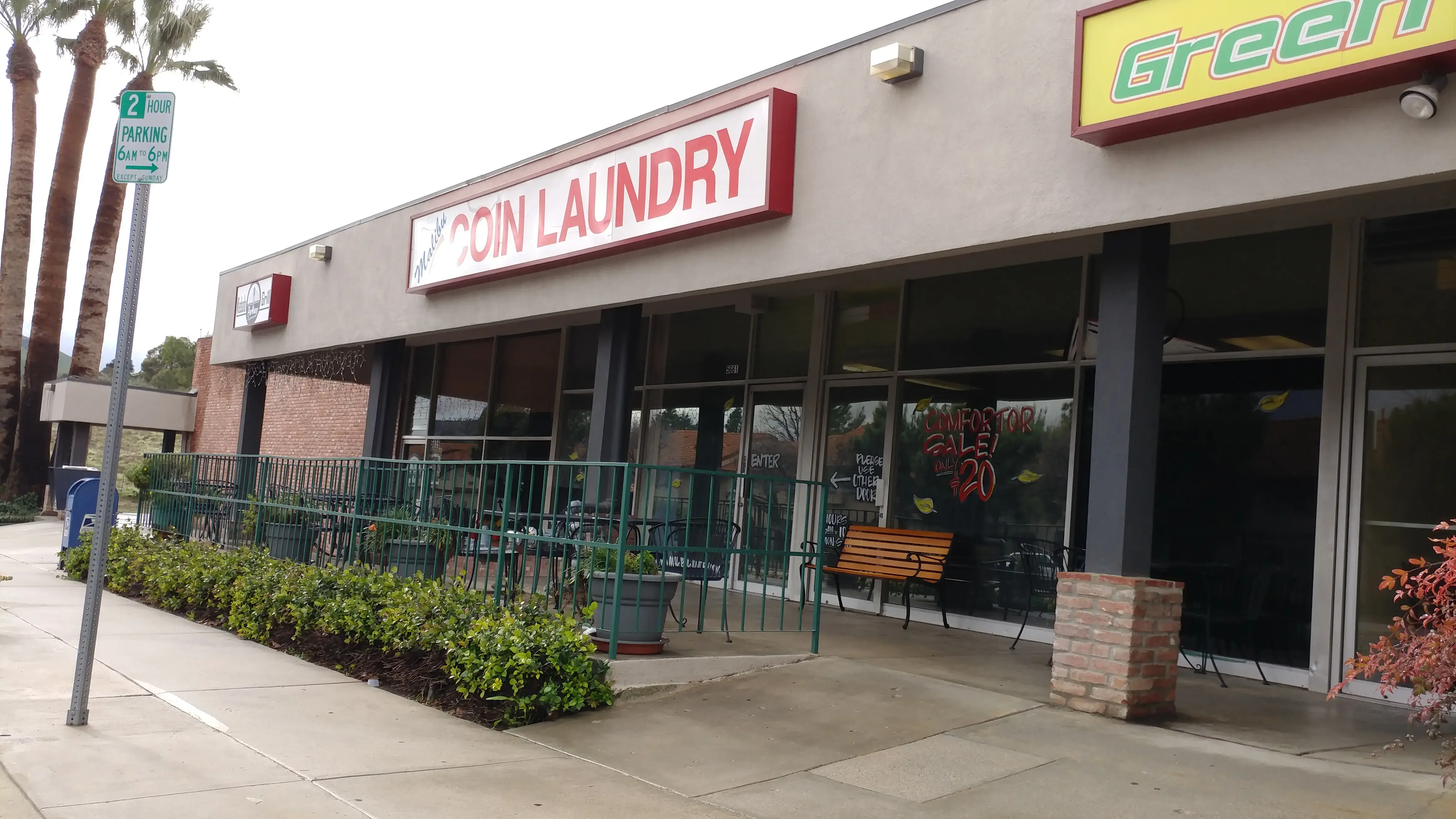 Malibu Canyon Coin Laundry thumbnail 10
