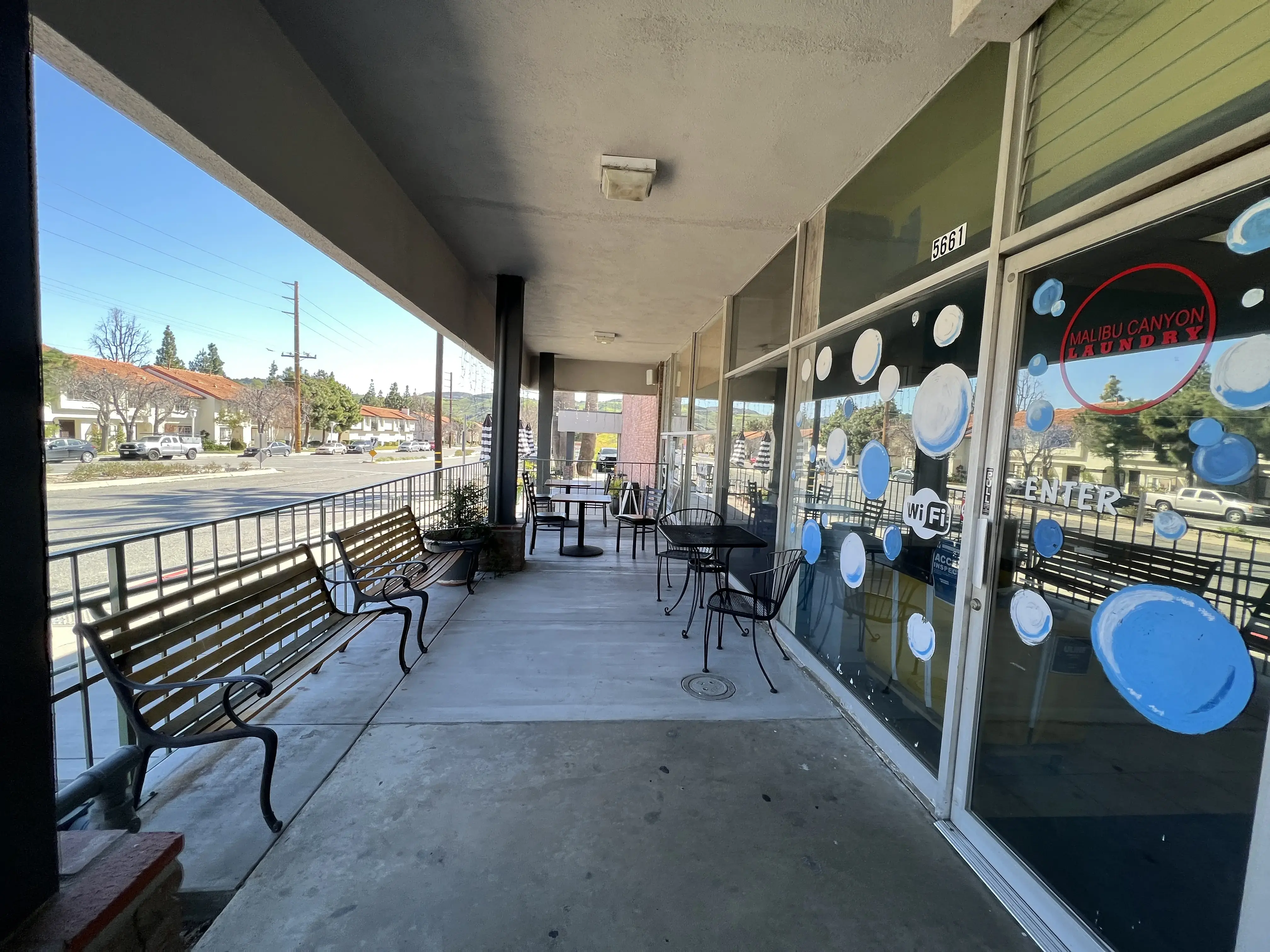 Malibu Canyon Coin Laundry thumbnail 2