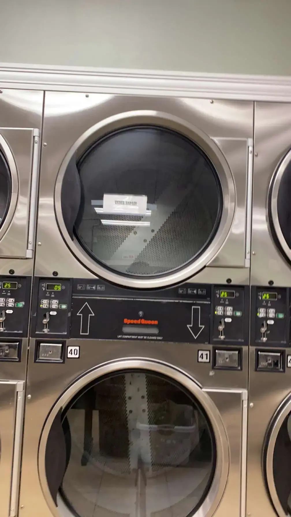 Mama's Laundromat thumbnail 18