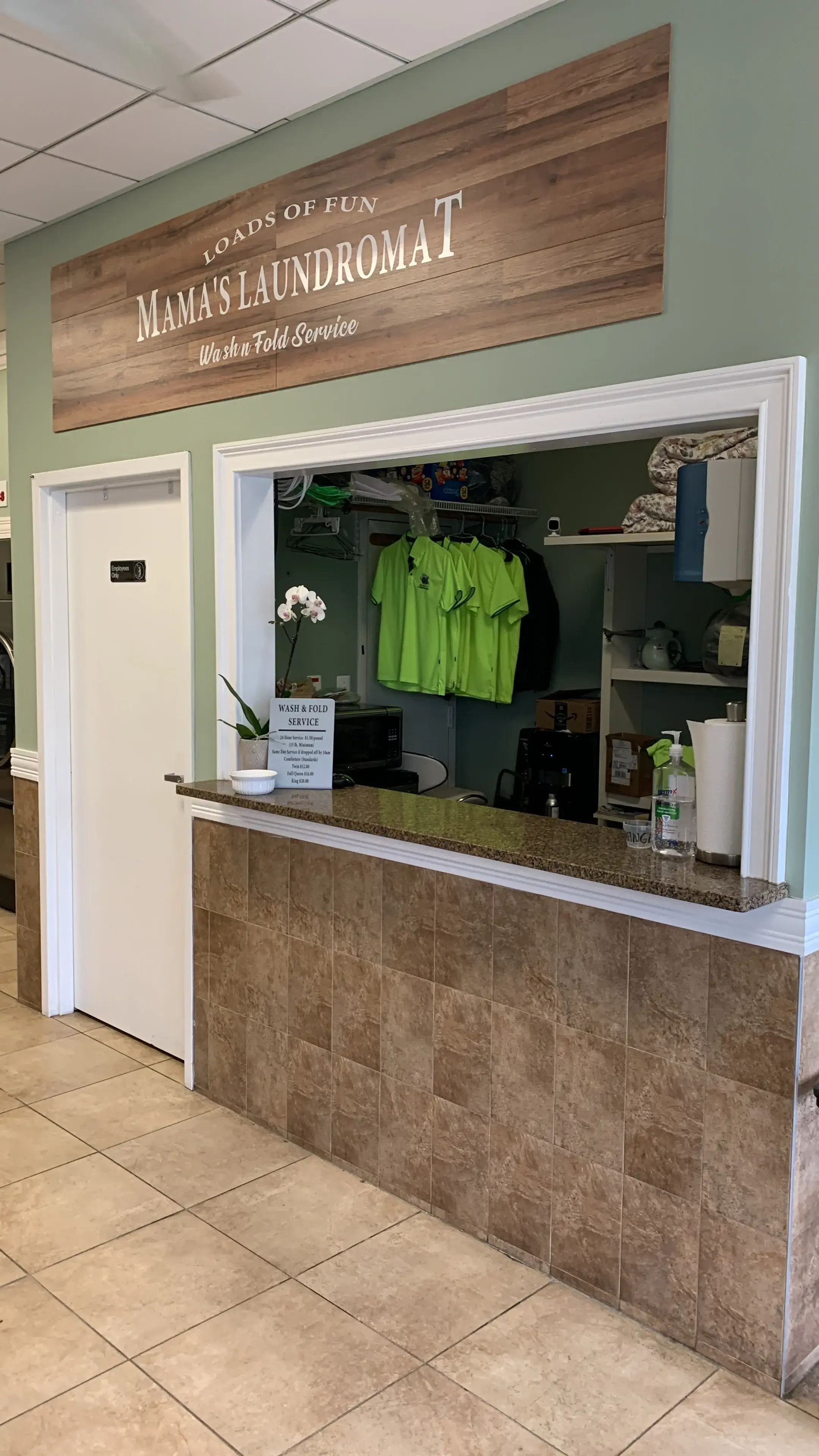 Mama's Laundromat - Image 9