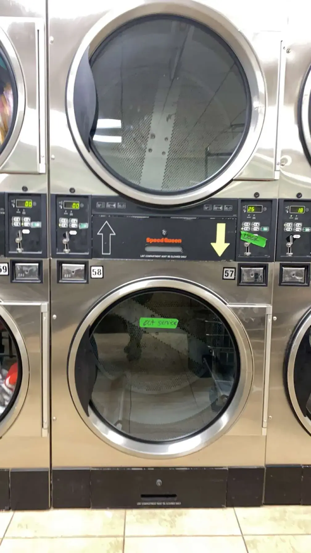 Mama's Laundromat thumbnail 20