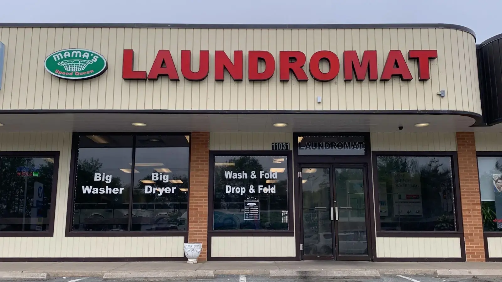 Mama's Laundromat - Image 14