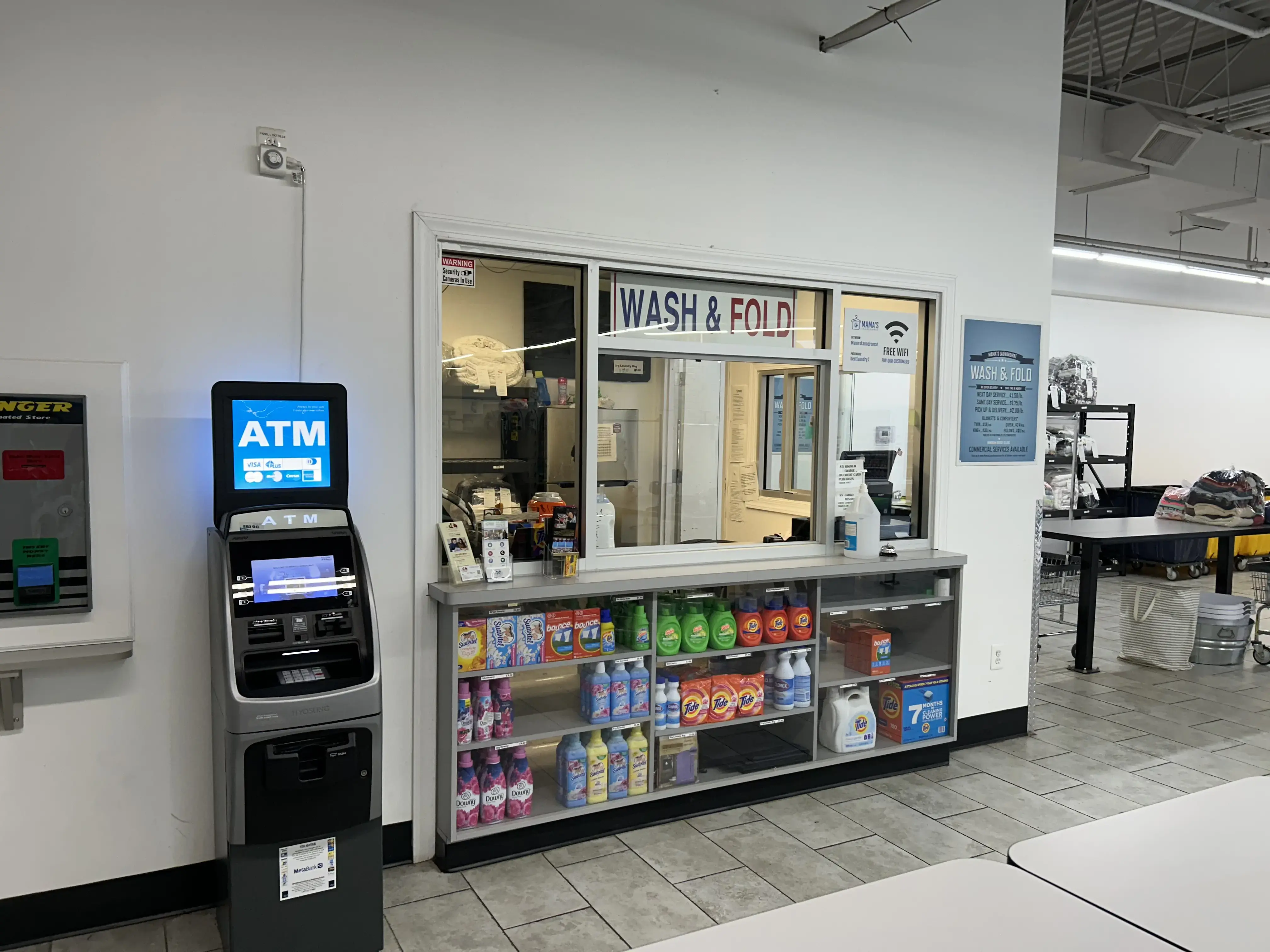Mama's Laundromat - Image 2