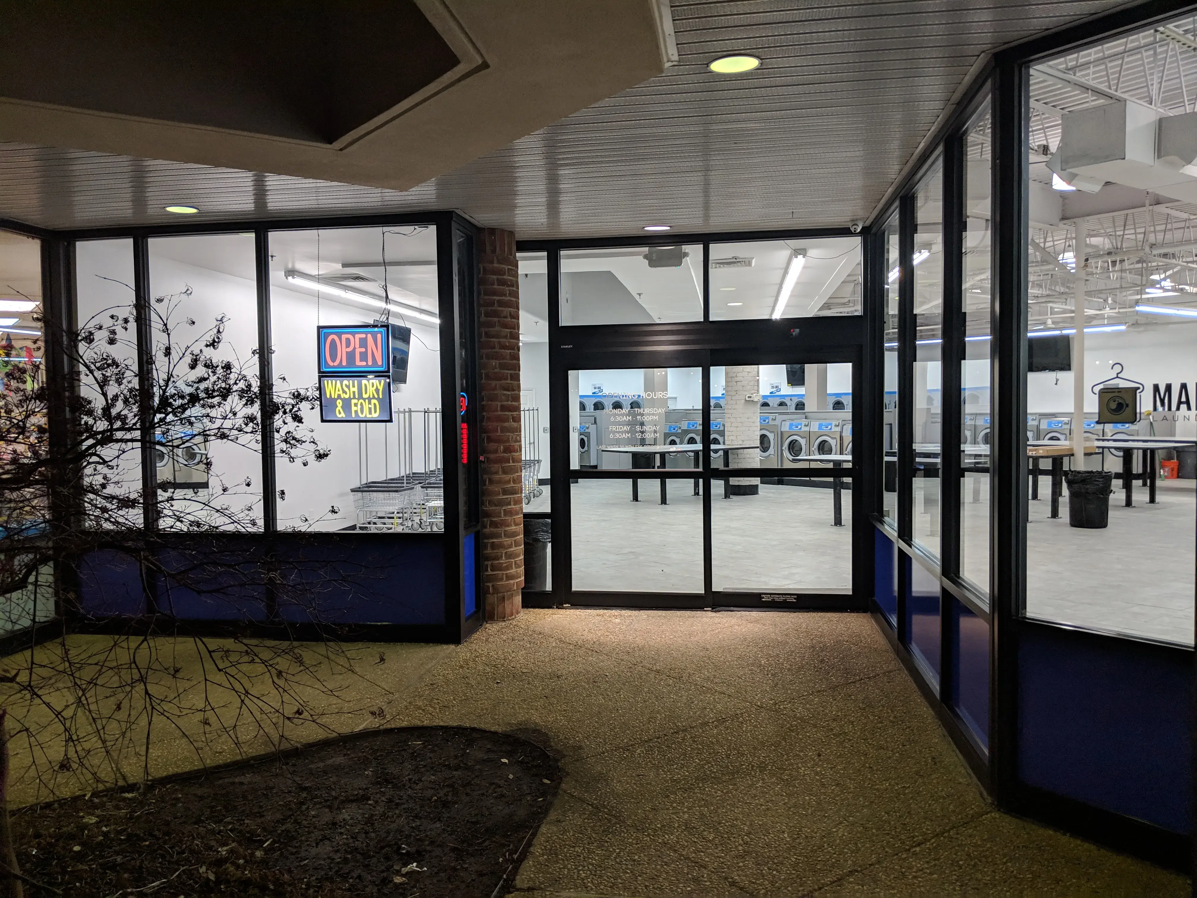 Mama's Laundromat - Image 4