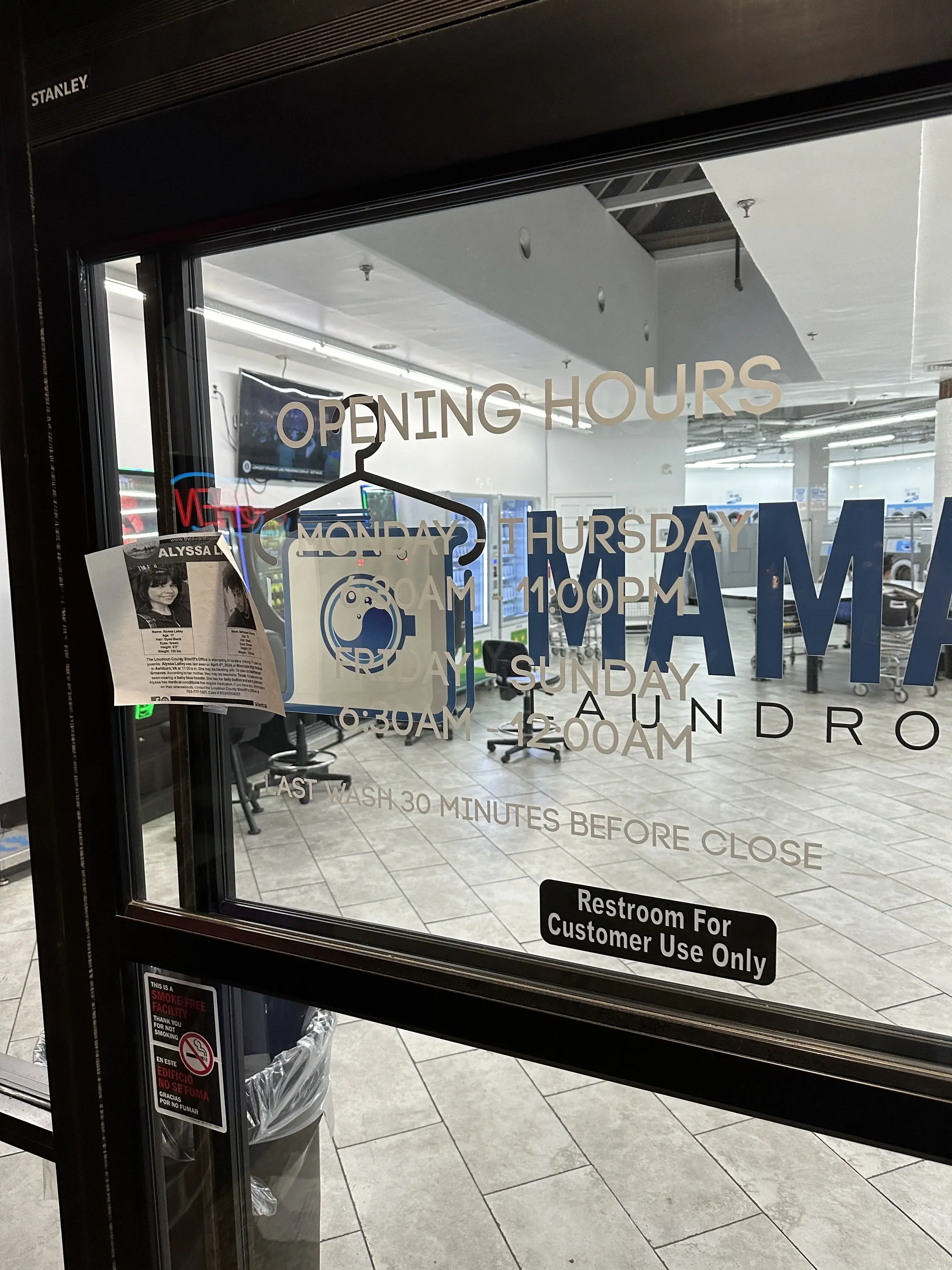 Mama's Laundromat thumbnail 11