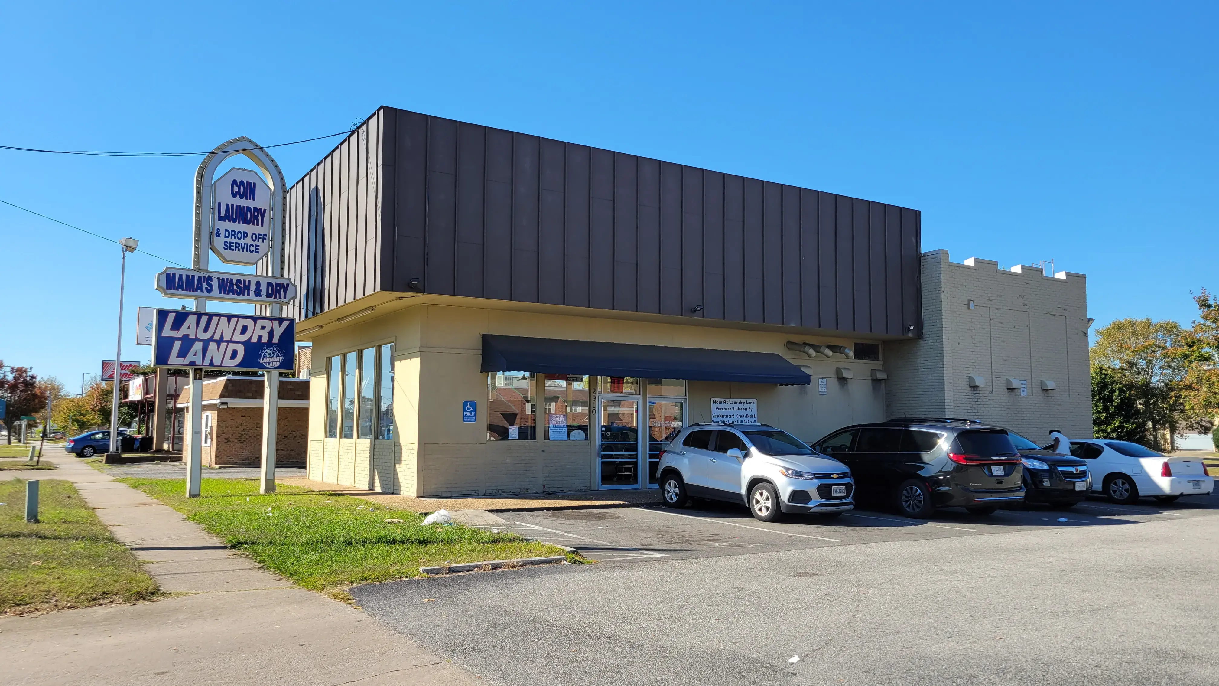 Mama's Wash & Dry location