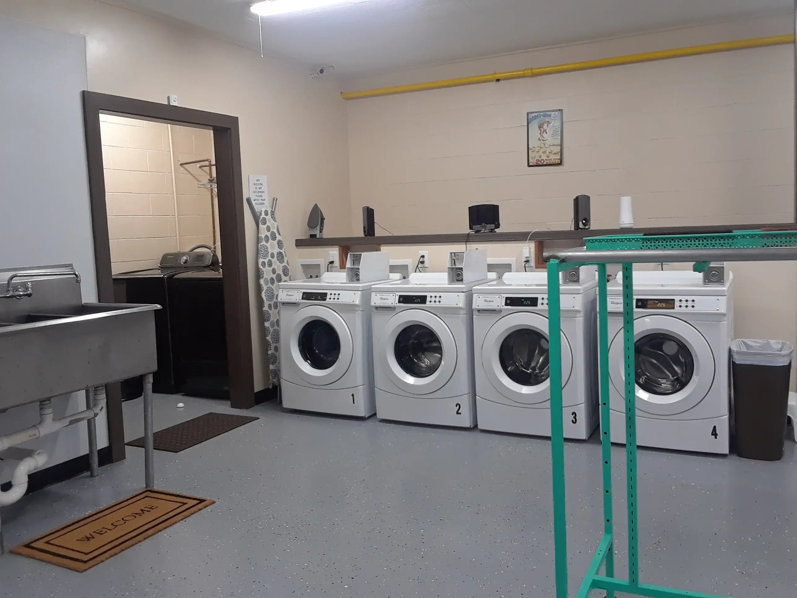 Mamee's, LLC thumbnail 2