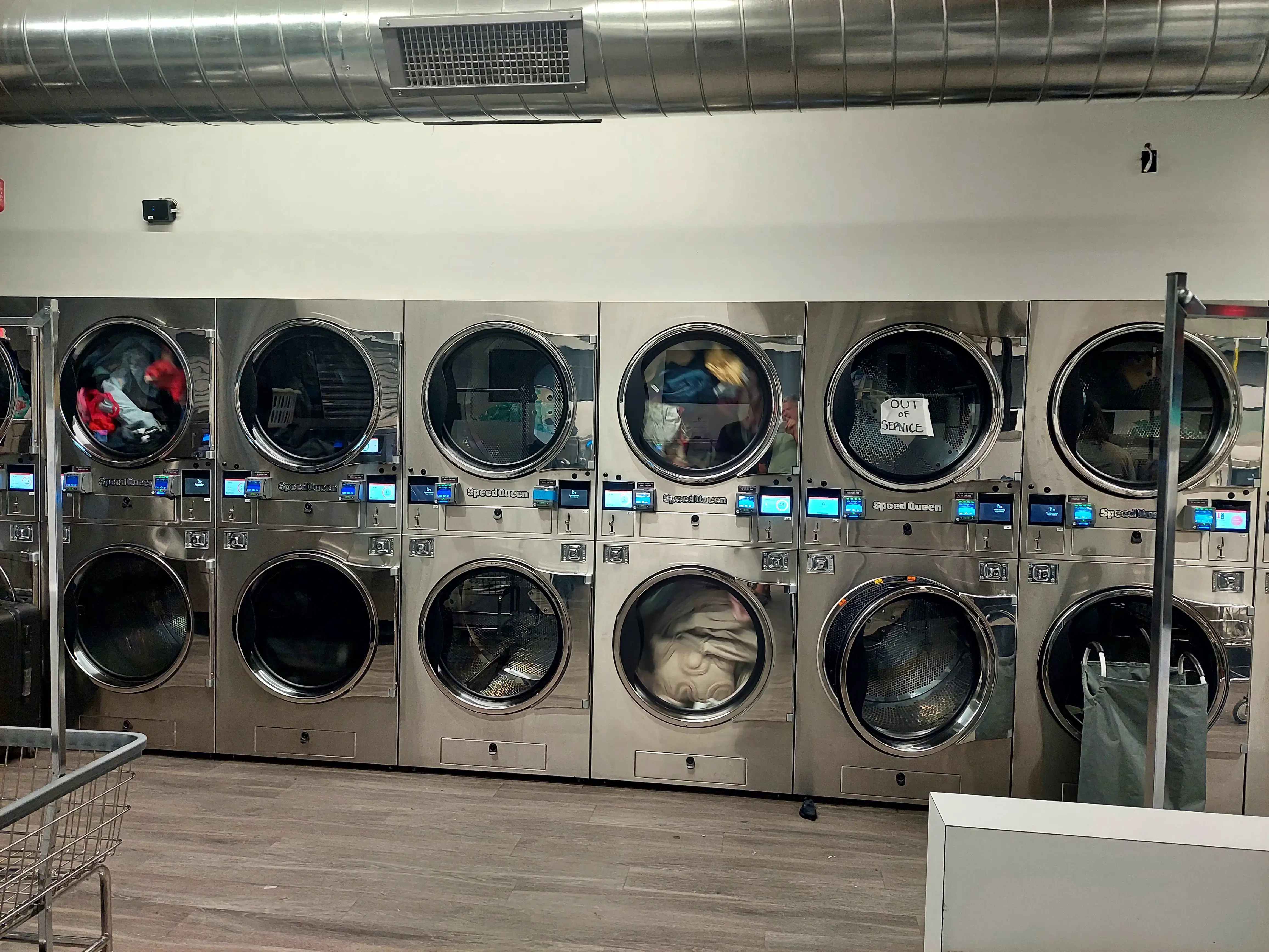 Mammoth Lakes Laundromat location