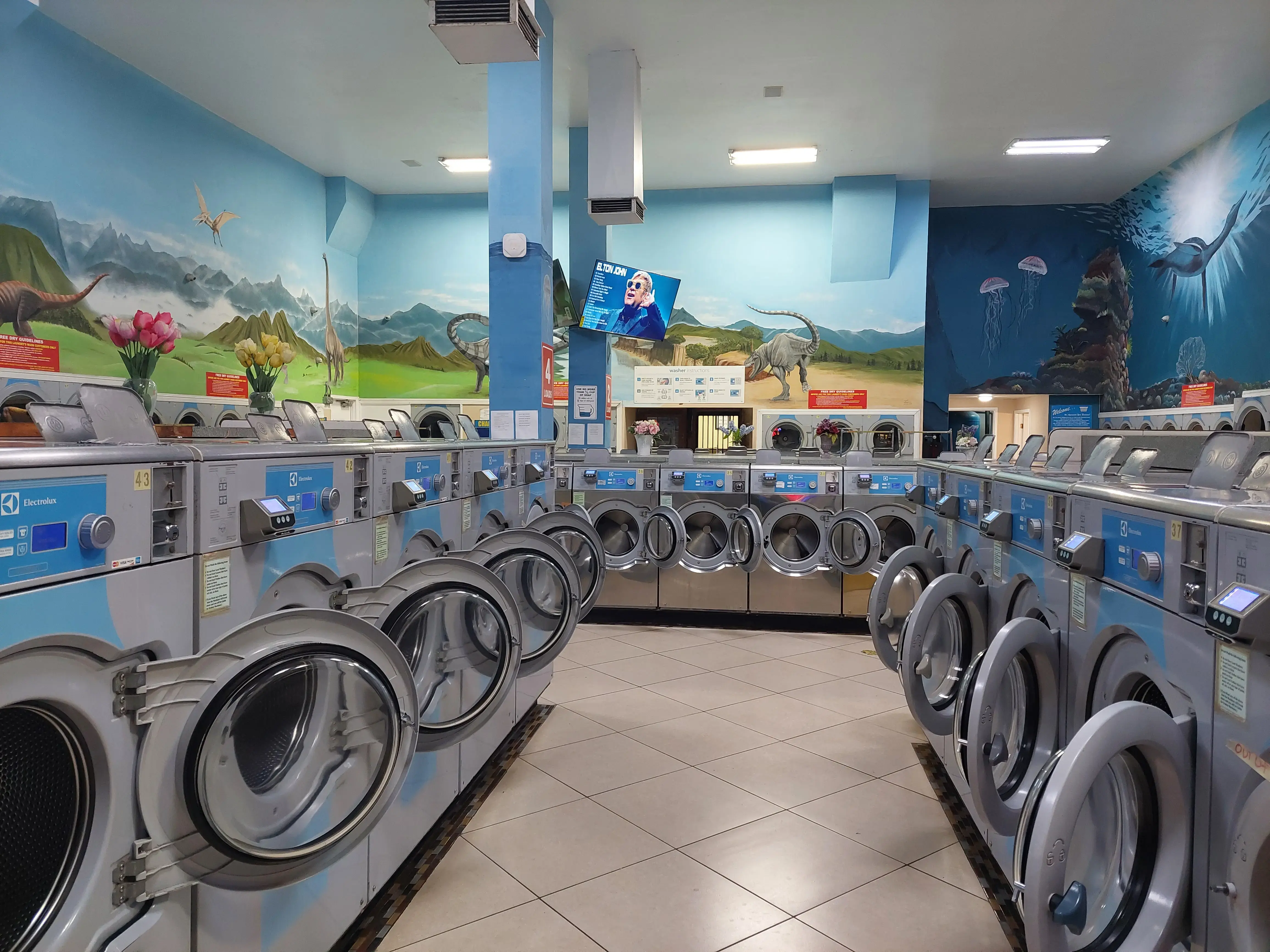 MANCHESTER LAUNDRY - Image 3