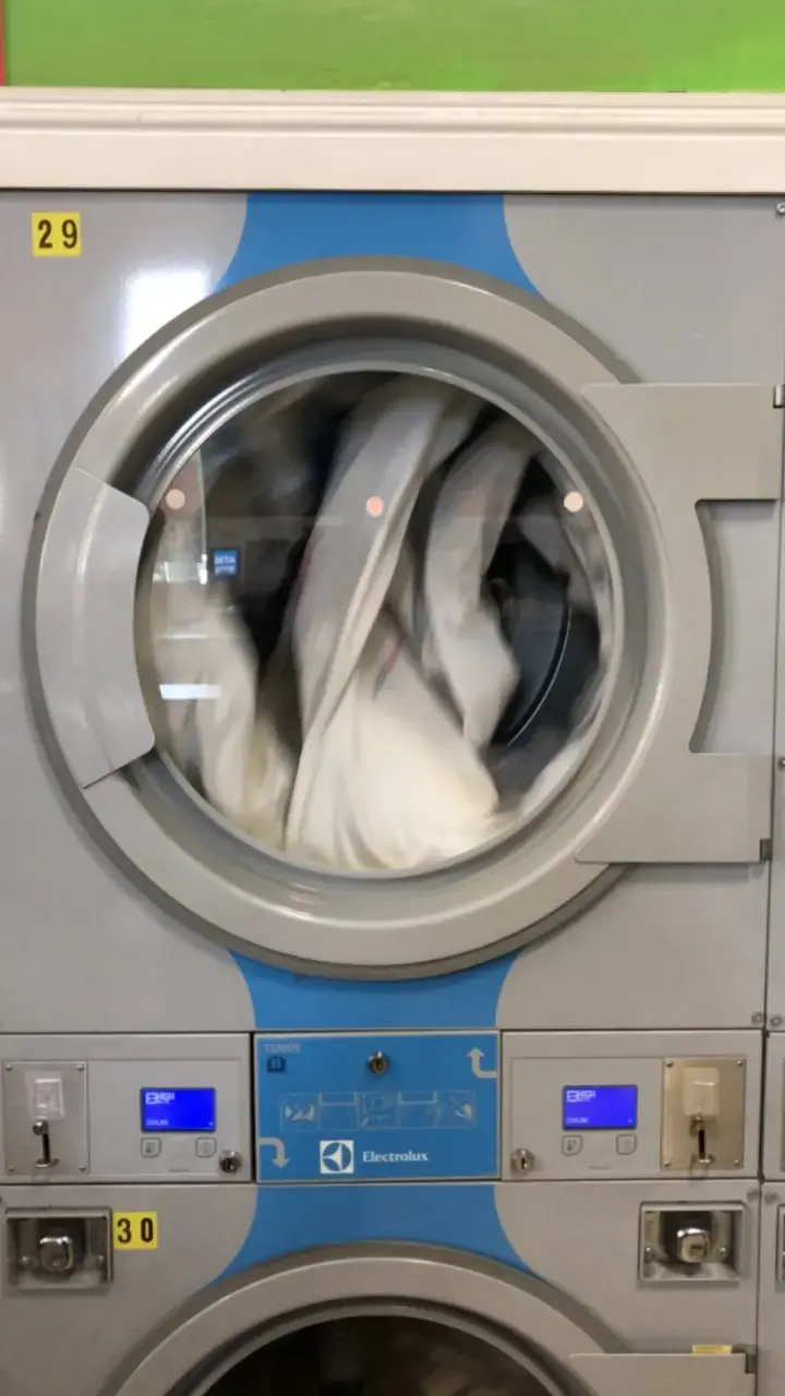MANCHESTER LAUNDRY thumbnail 2
