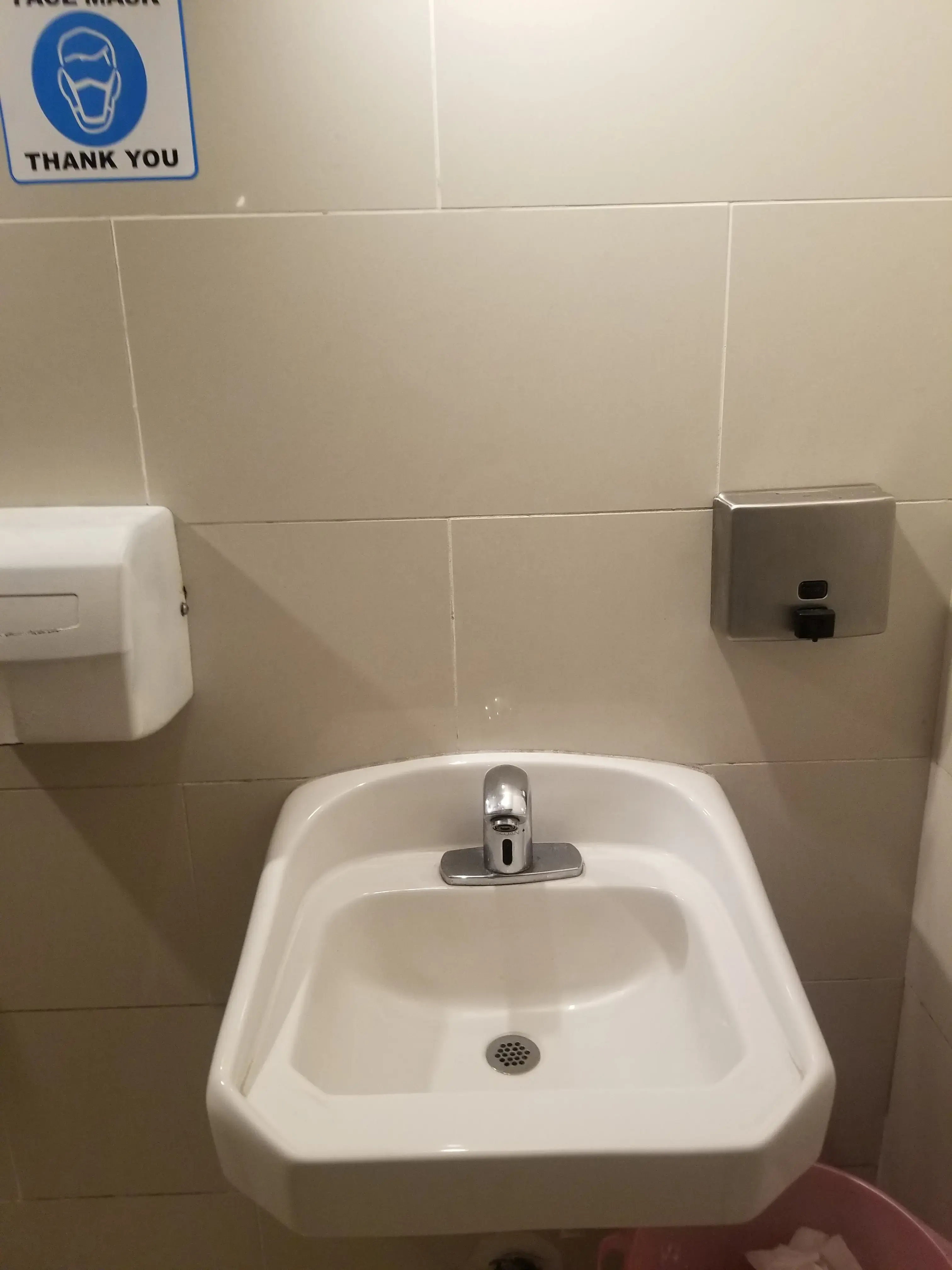 MANCHESTER LAUNDRY - Image 18