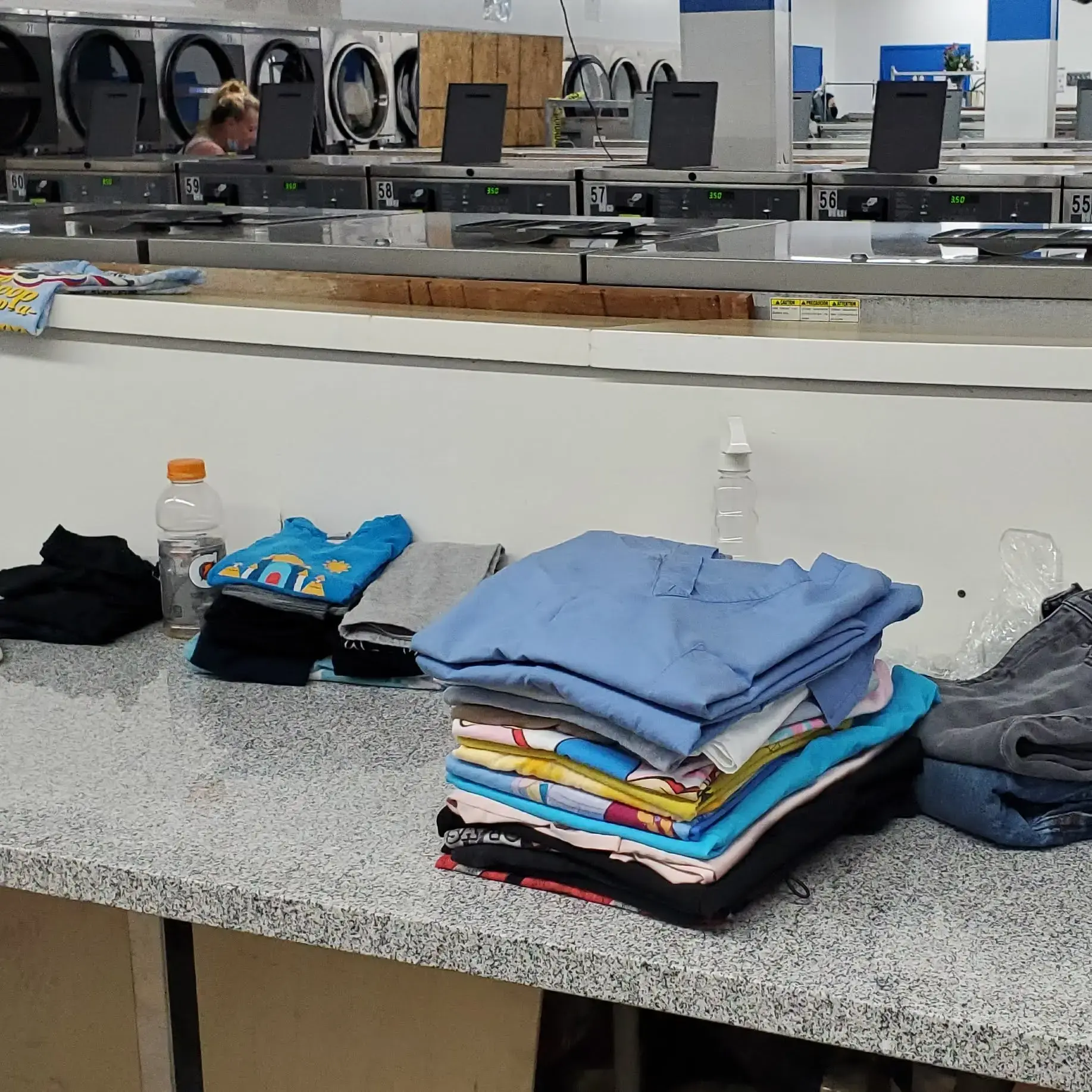 Mandy's Laundry Service - Image 15