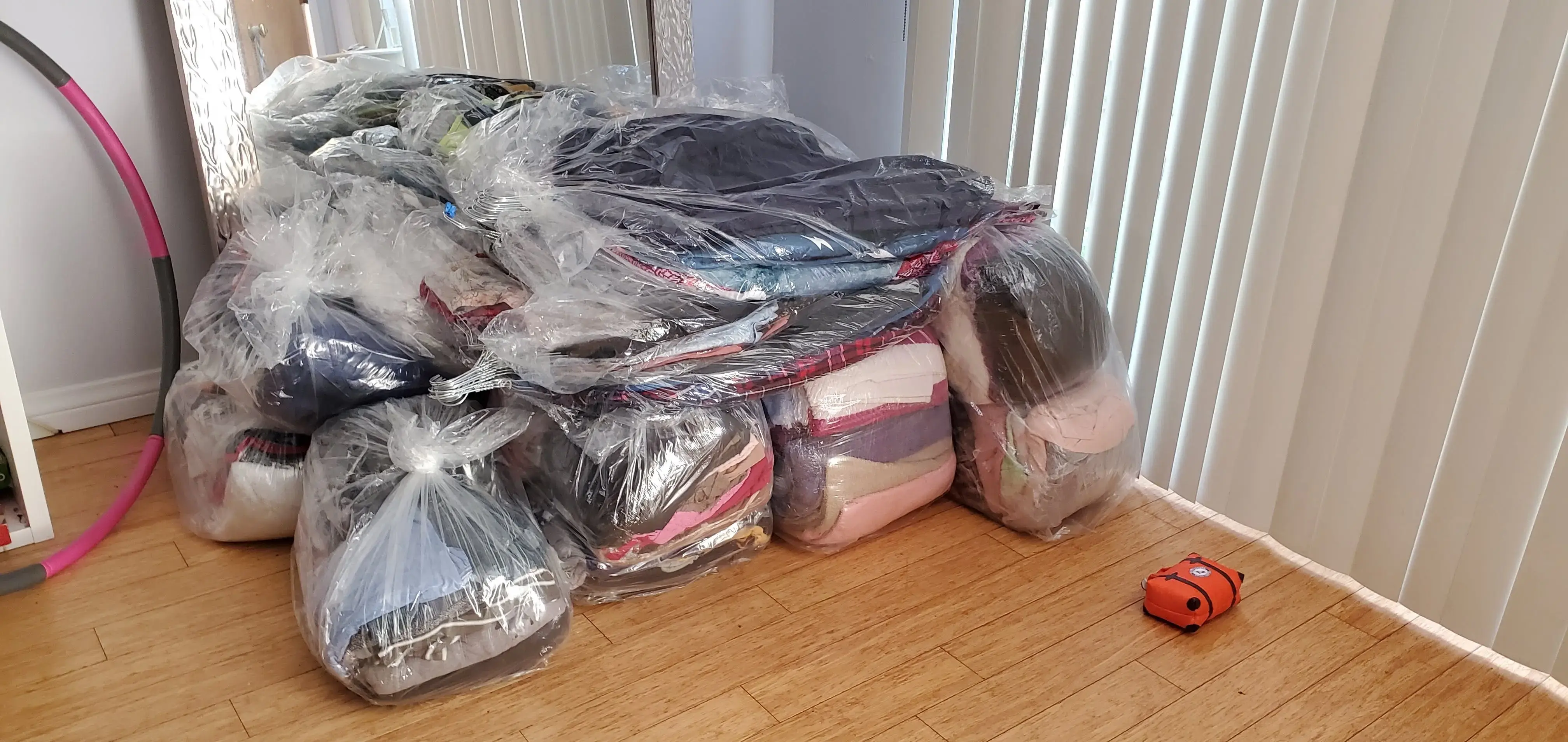 Mandy's Laundry Service - Image 9