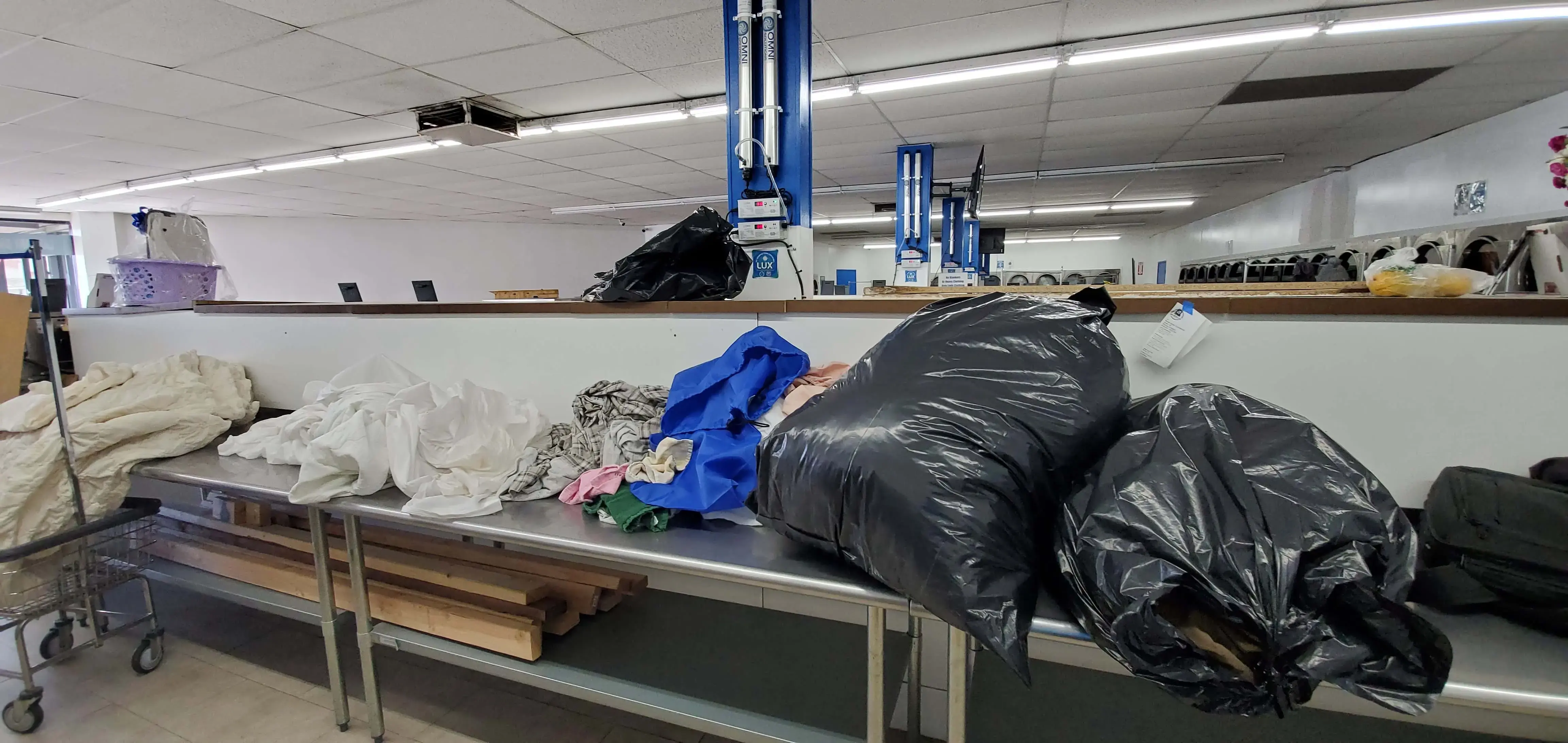 Mandy's Laundry Service - Image 13