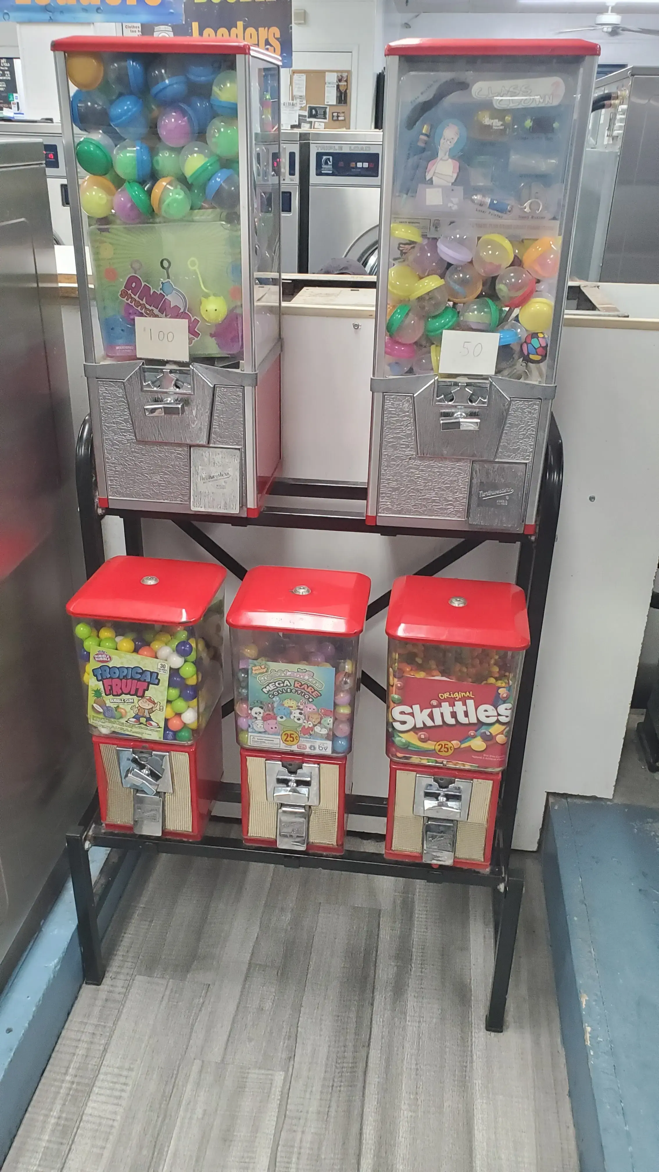 Mango Coin Laundry - Image 11