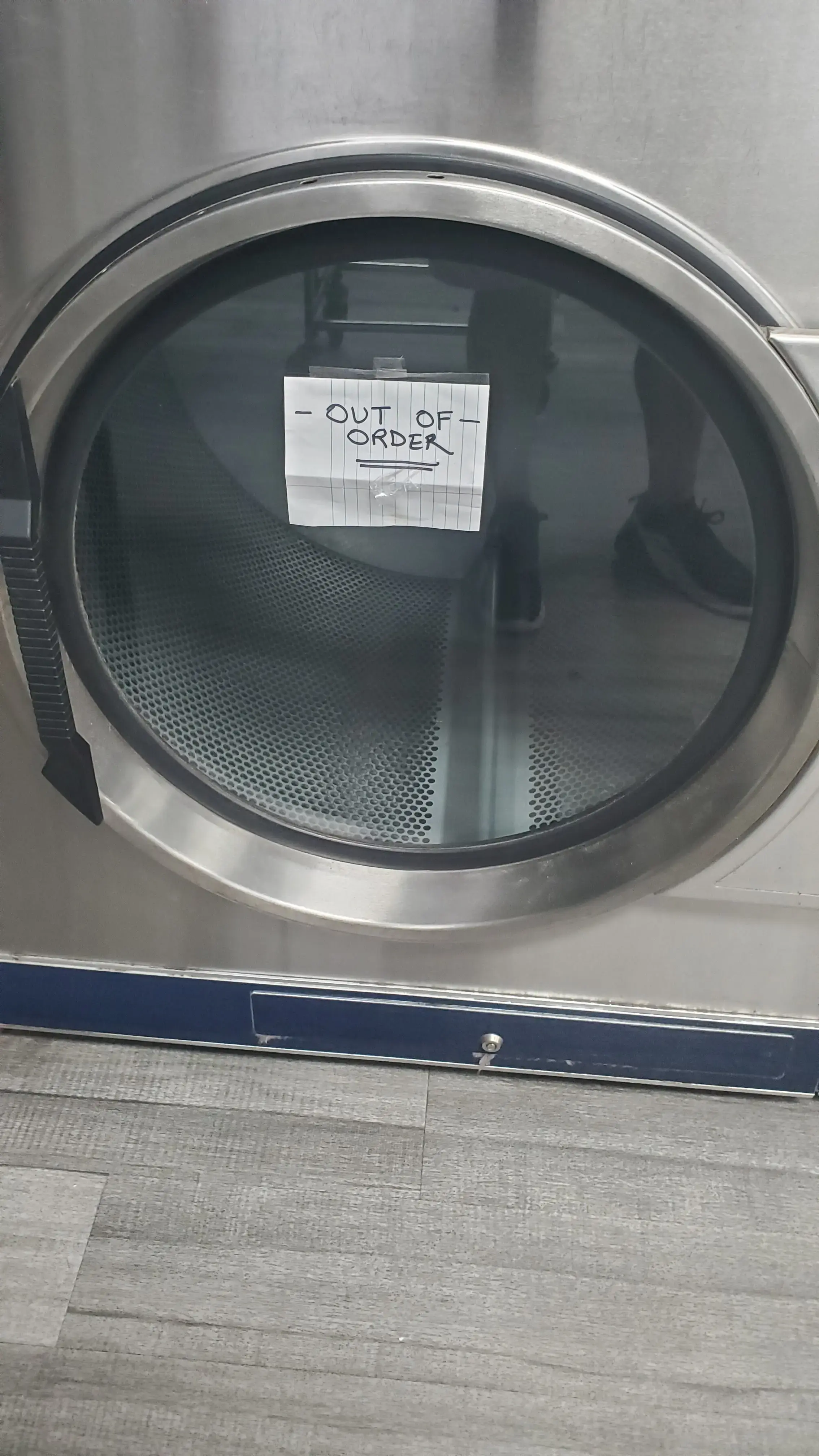 Mango Coin Laundry - Image 13