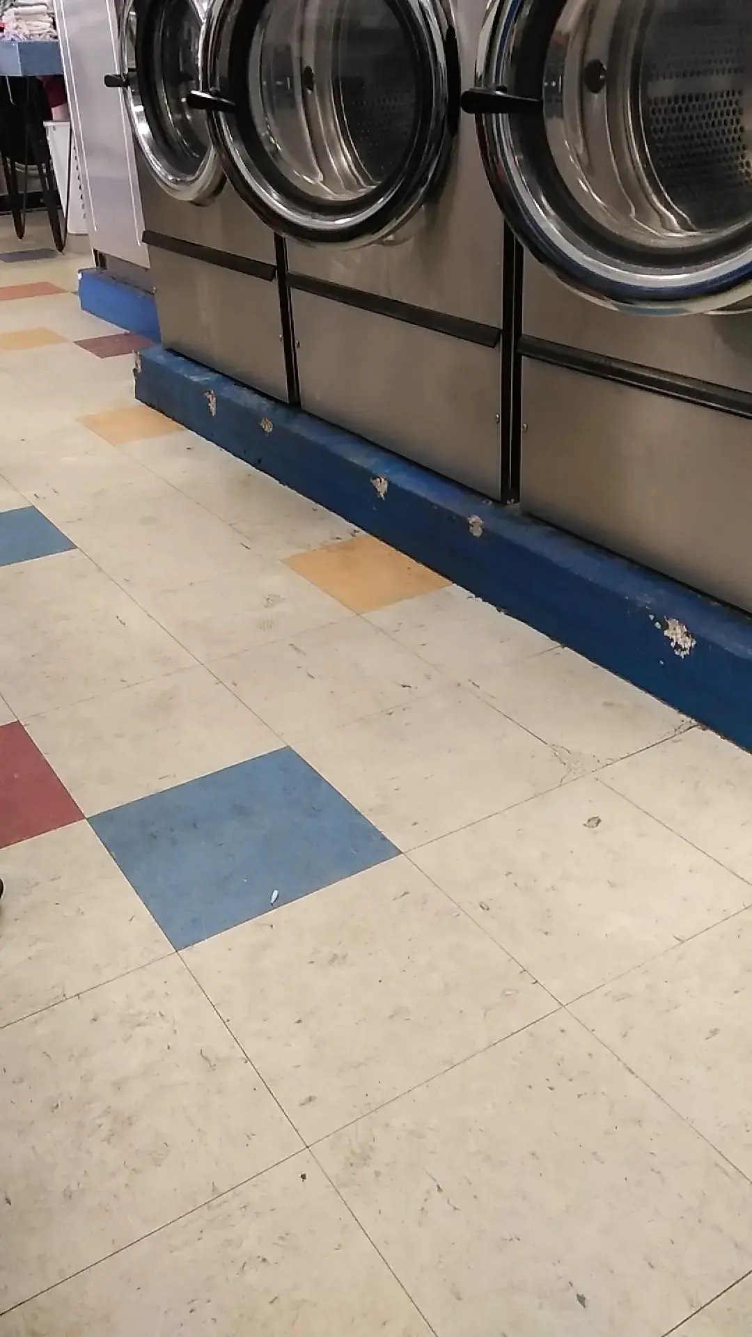 Mango Coin Laundry thumbnail 9