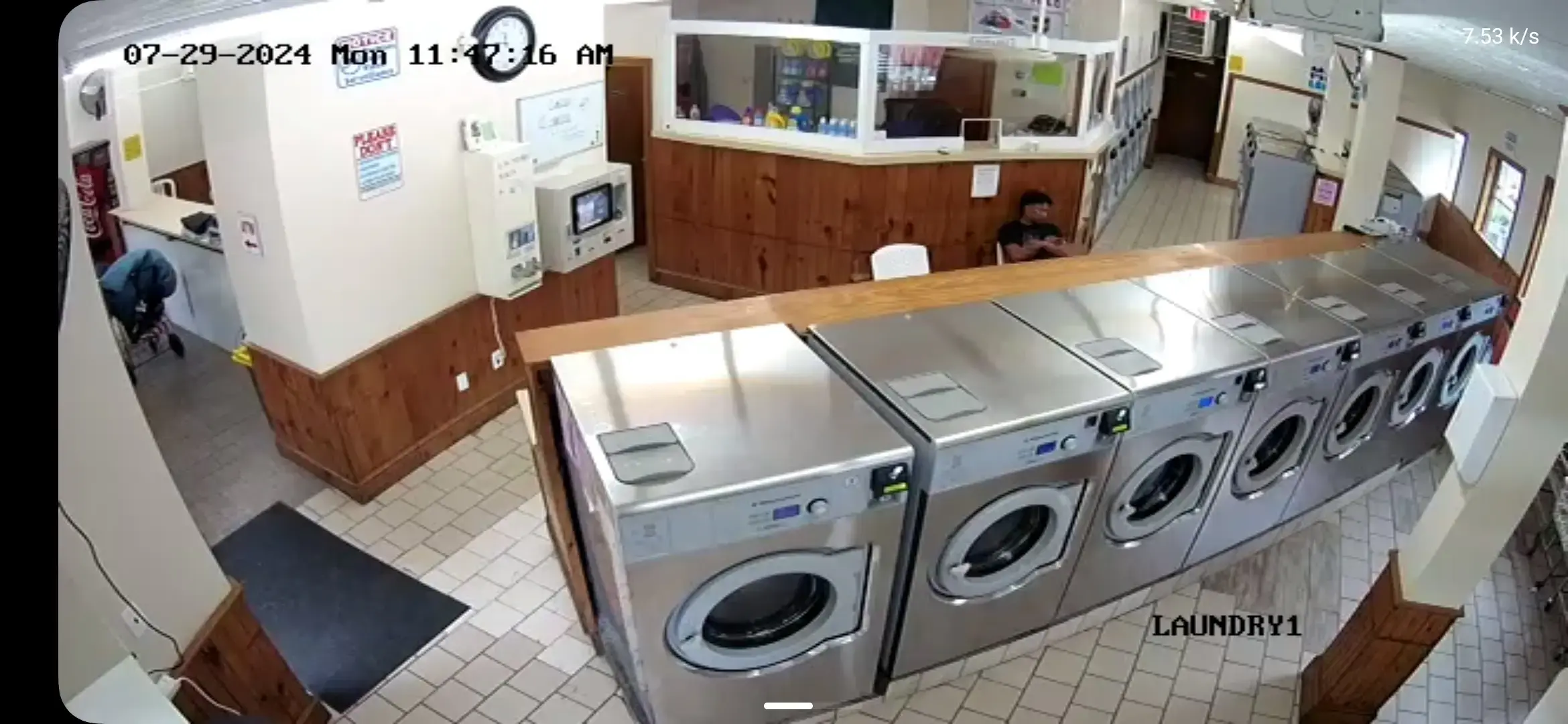 Manny's Laundrette thumbnail 15