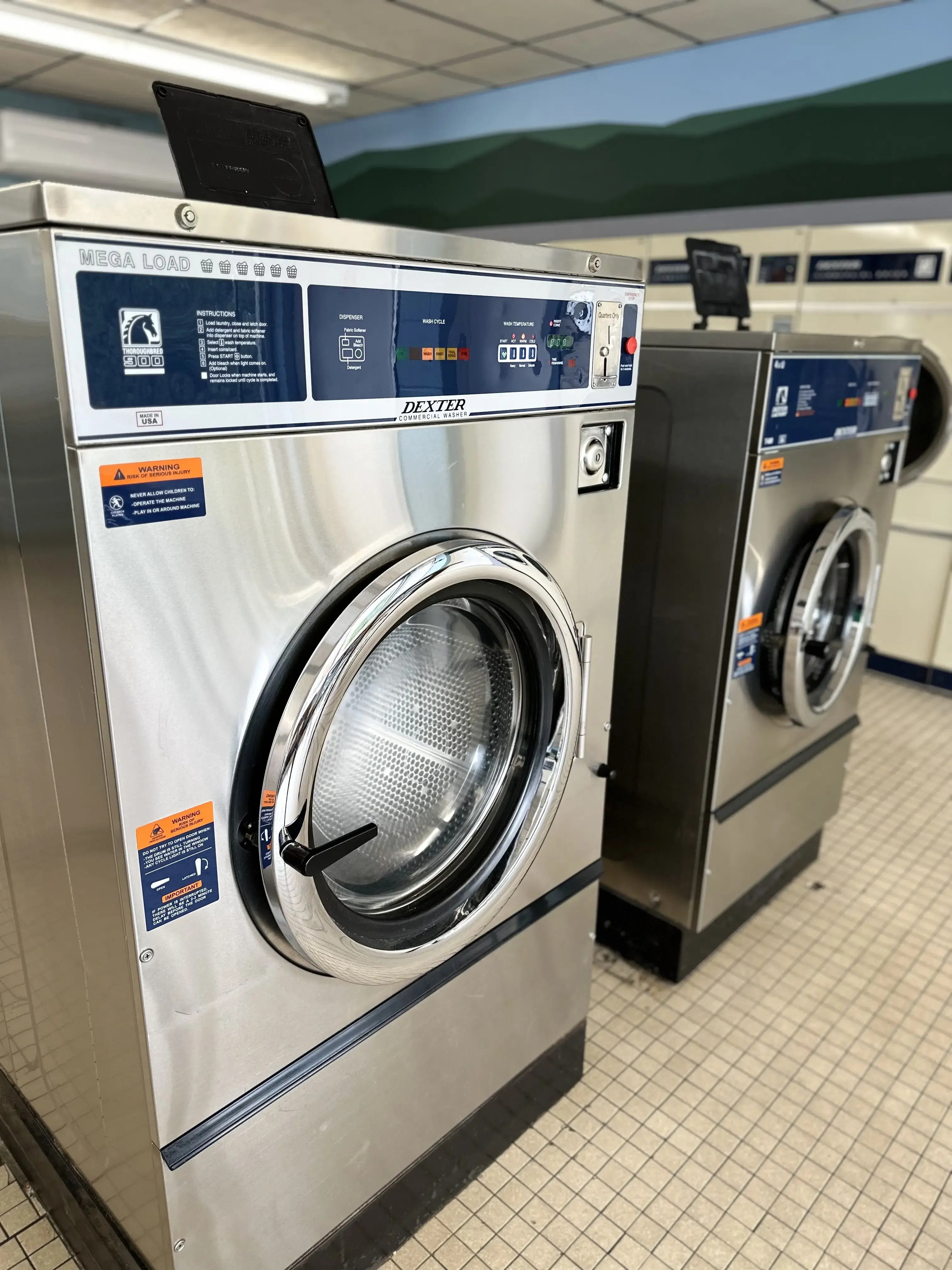 Mansfield Laundromat - Image 6