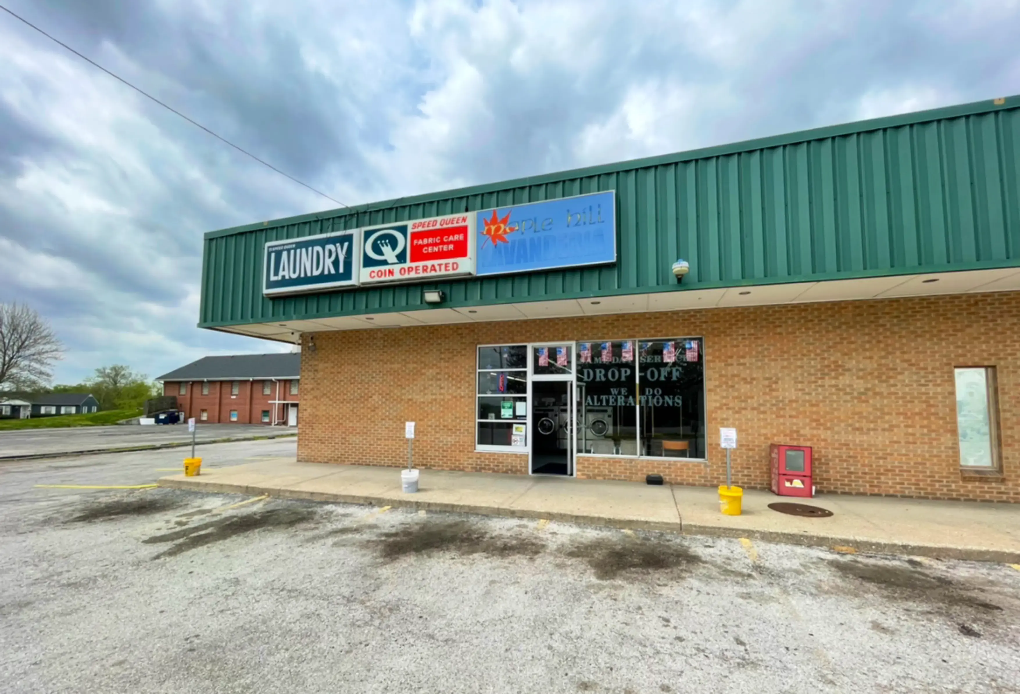 Maple Hill Laundry - Image 3