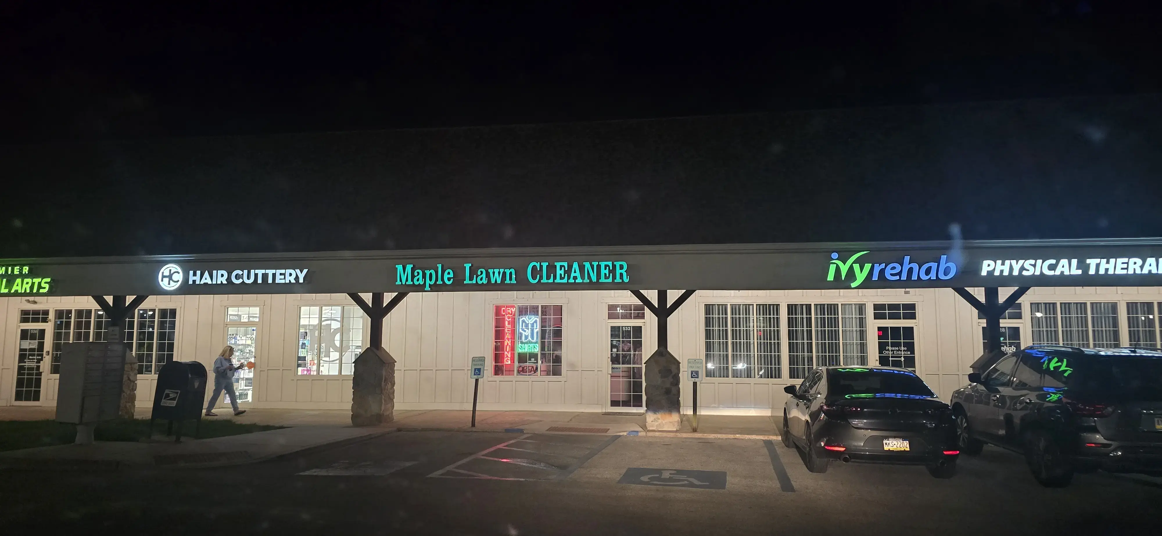Maple Lawn Cleaner thumbnail 4