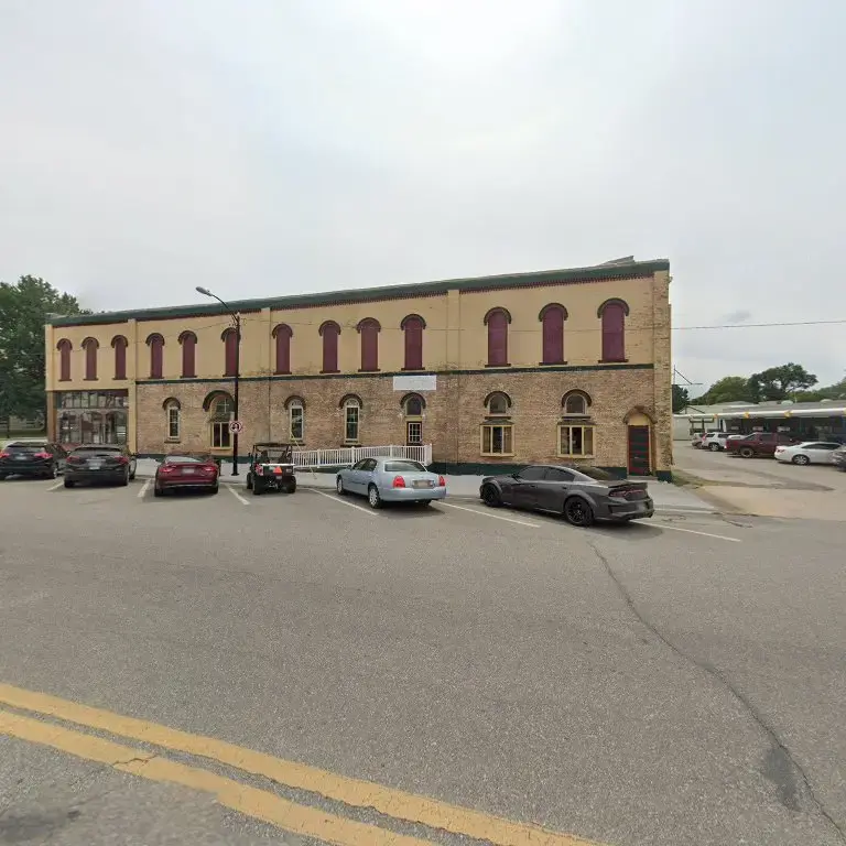Maple Street Laundromat location