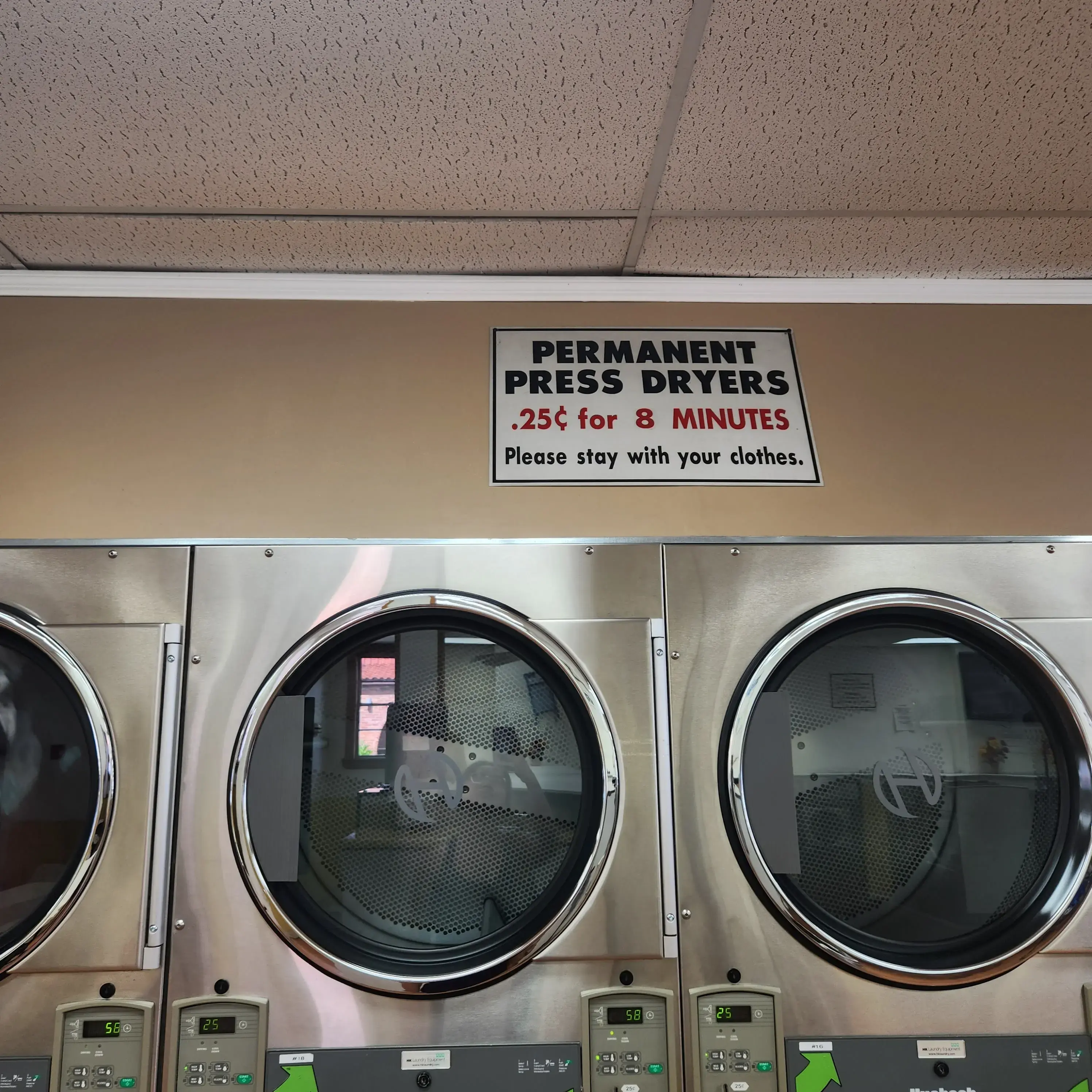 Margaret's Laundromat - Image 1