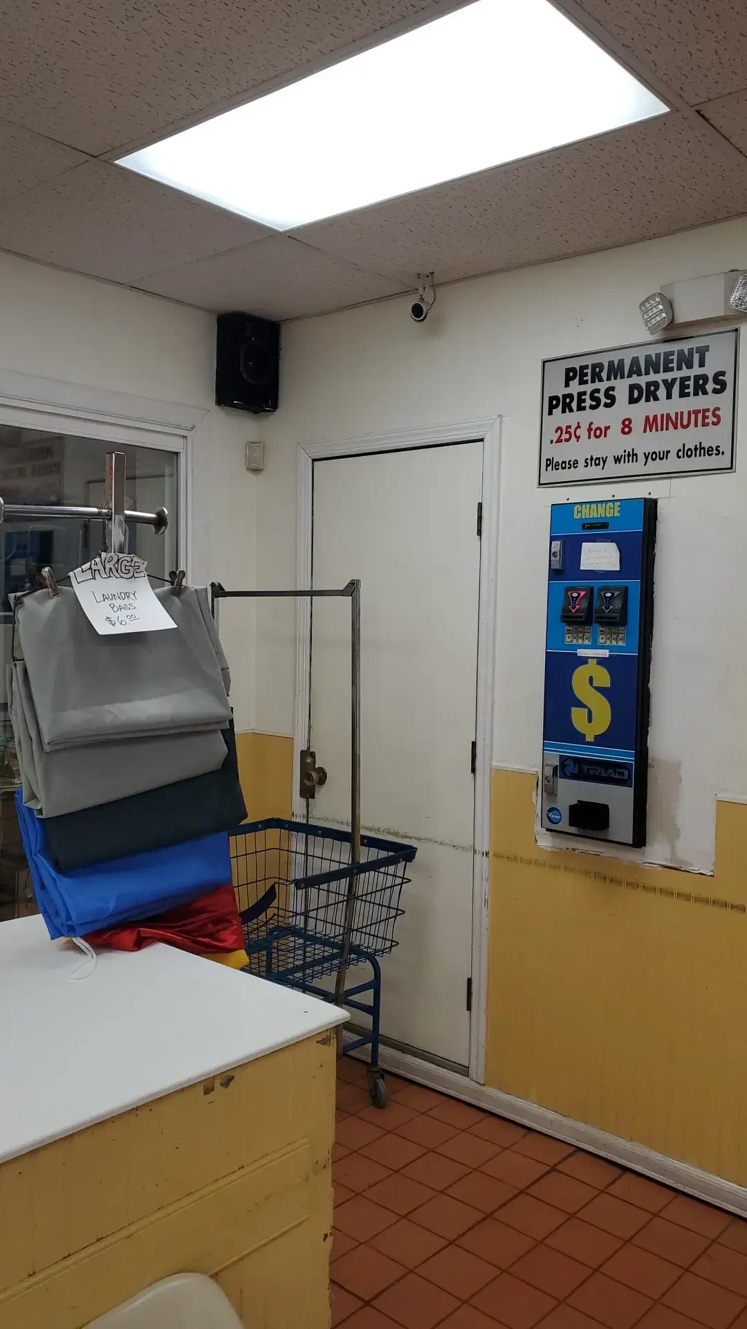 Margaret's Laundromat - Image 8