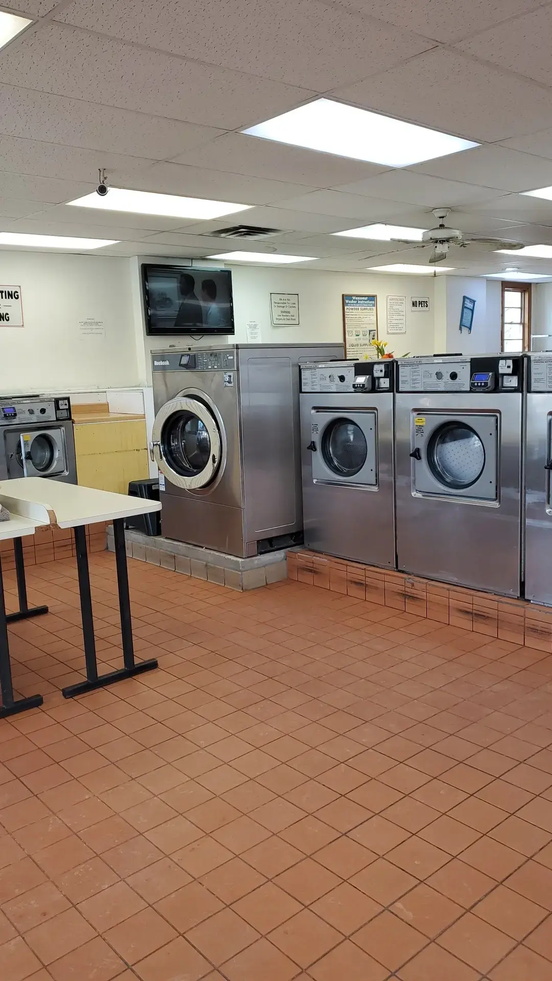 Margaret's Laundromat - Image 17