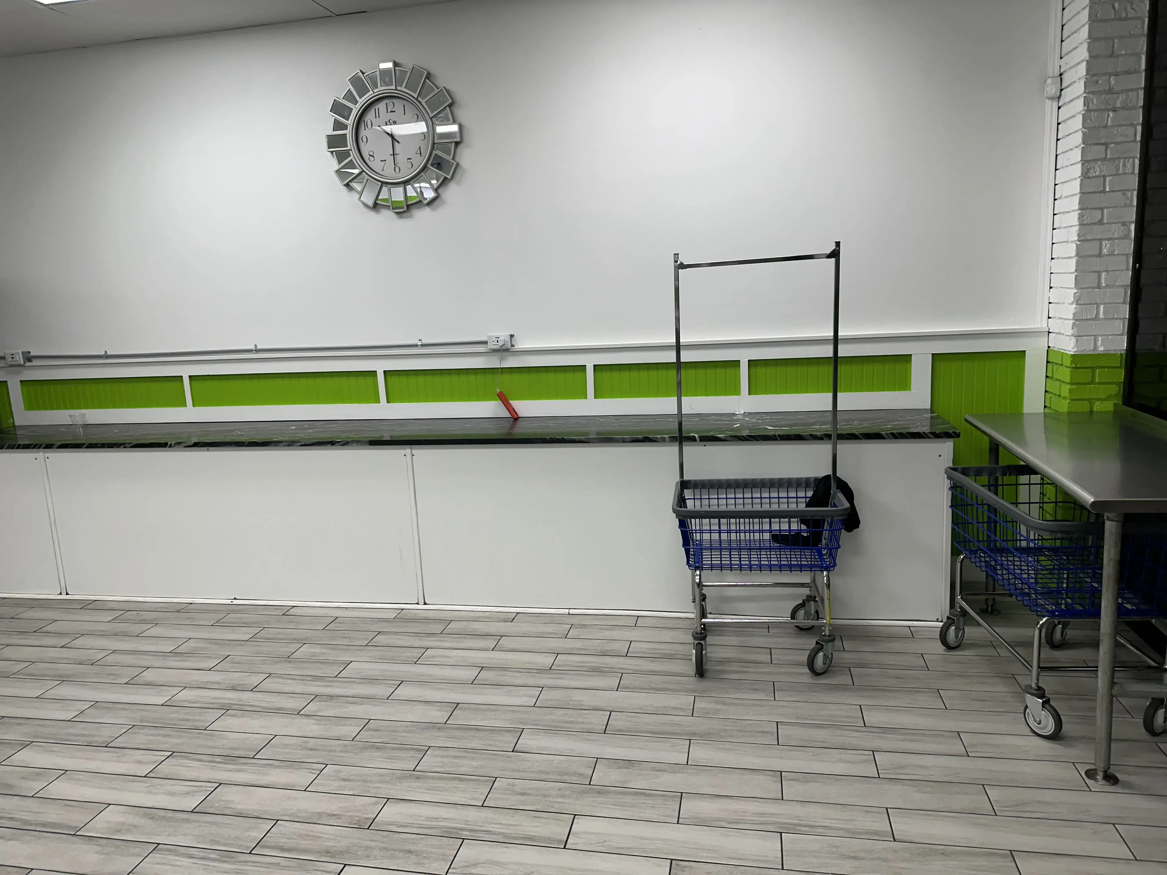 Marietta Coin Laundry - Yes, we are open 24 hrs thumbnail 11