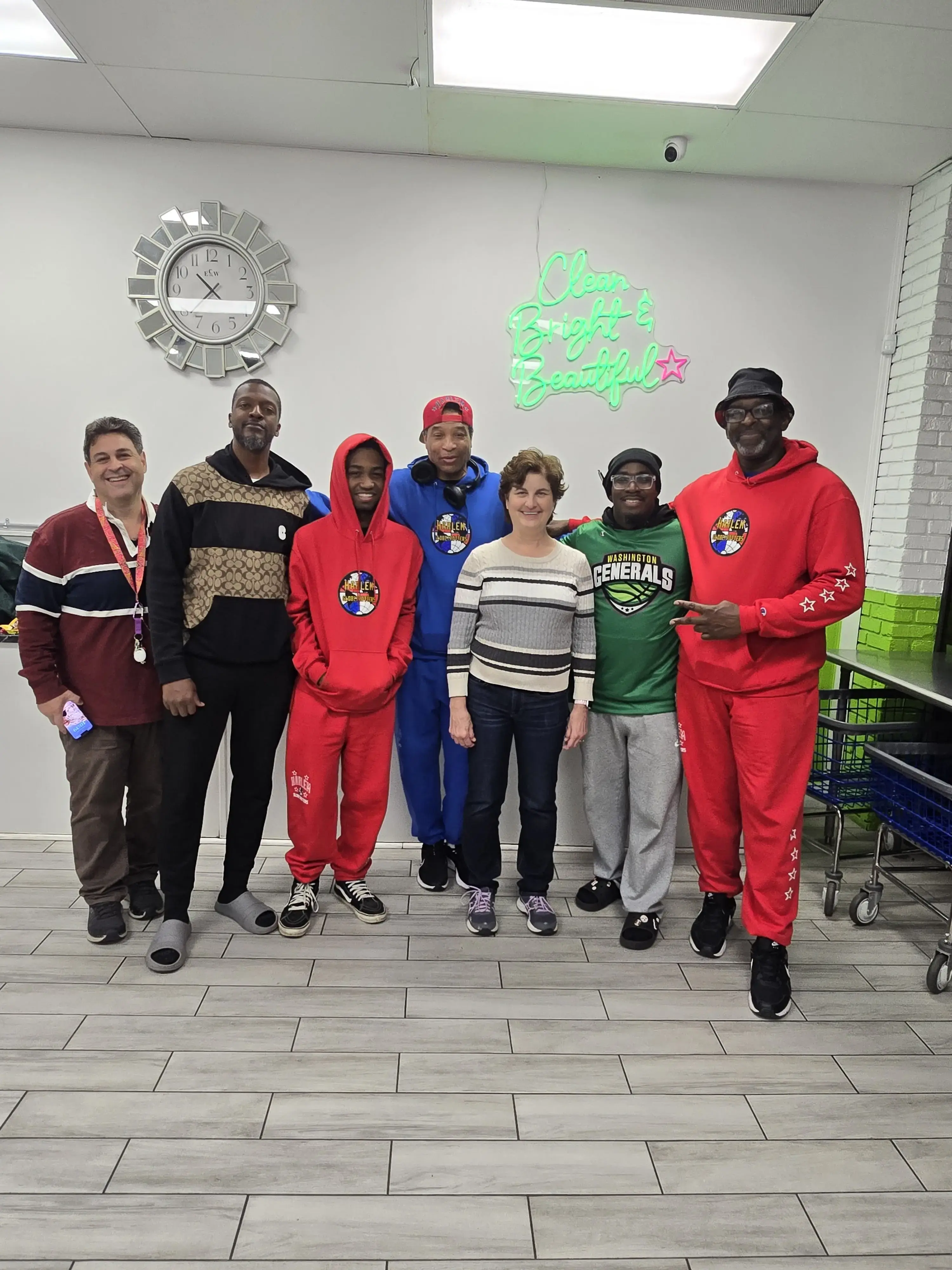 Marietta Coin Laundry - Yes, we are open 24 hrs - Image 18