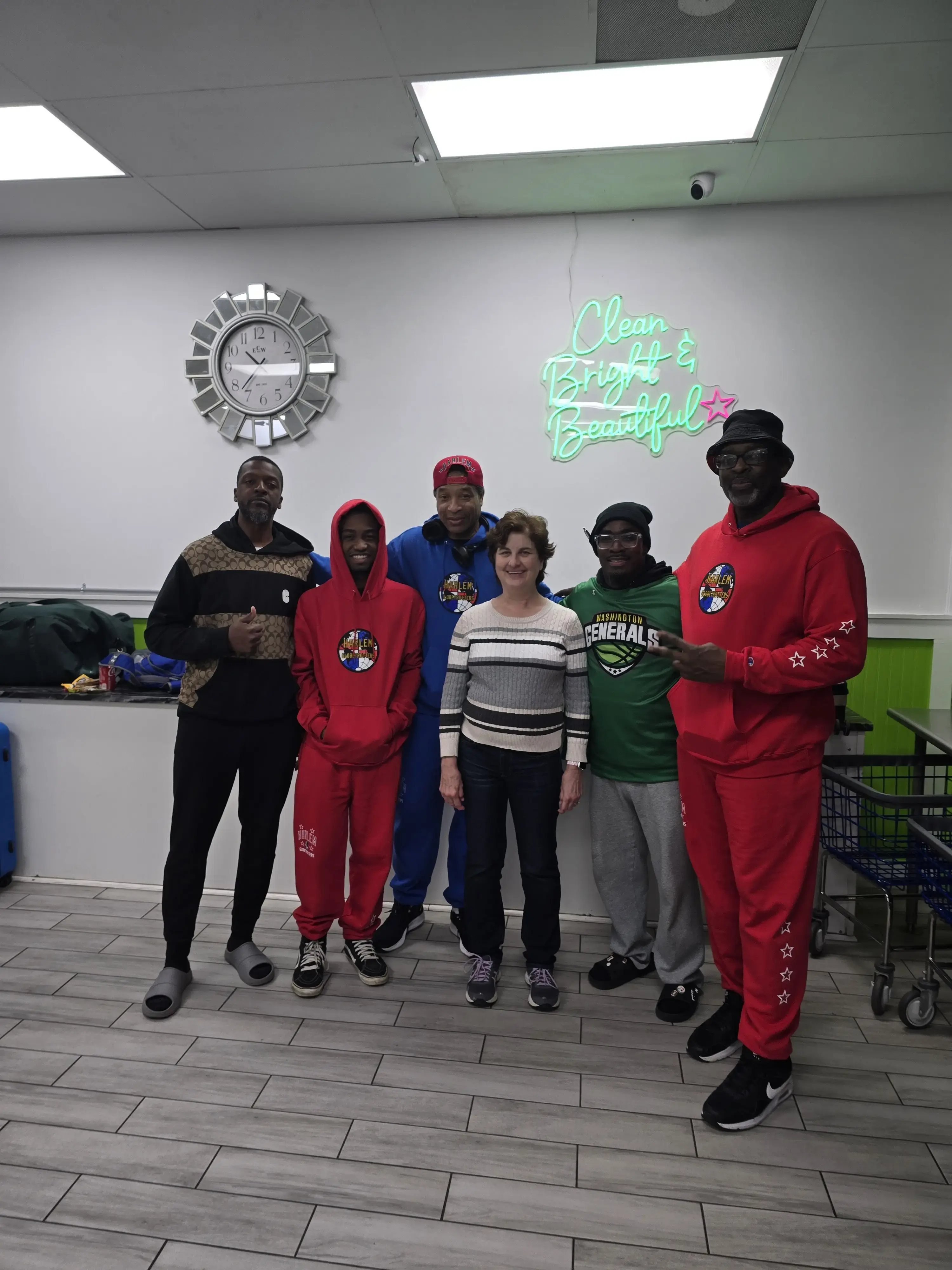 Marietta Coin Laundry - Yes, we are open 24 hrs thumbnail 15