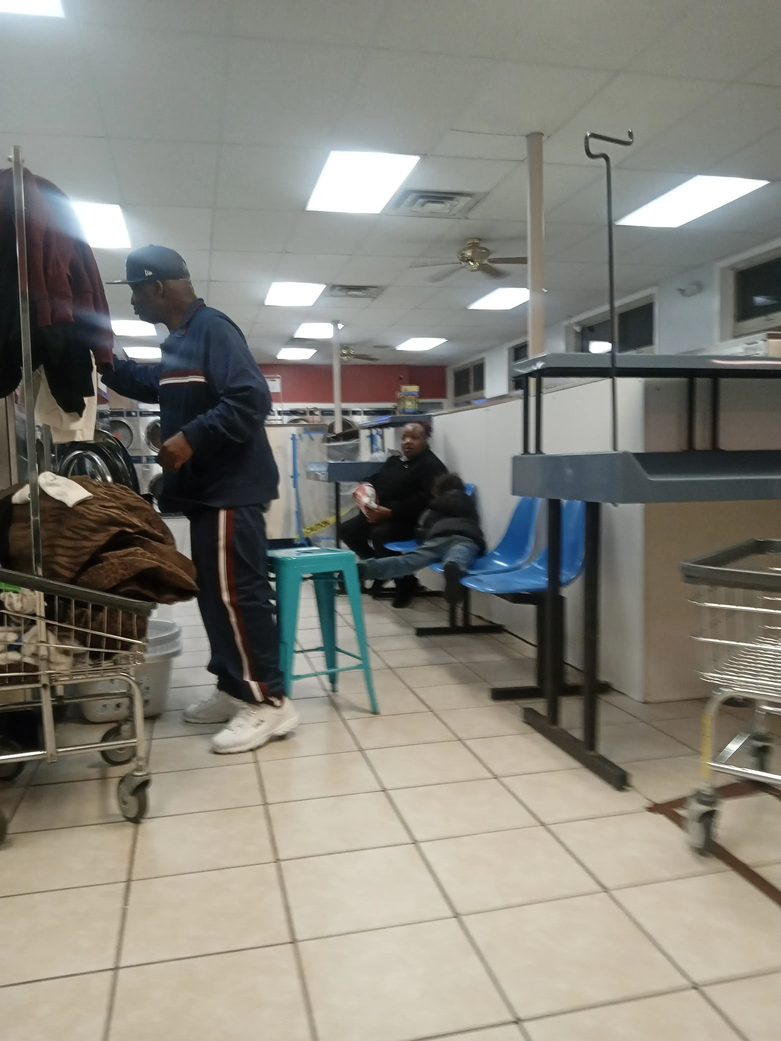 Marion Laundromat thumbnail 6