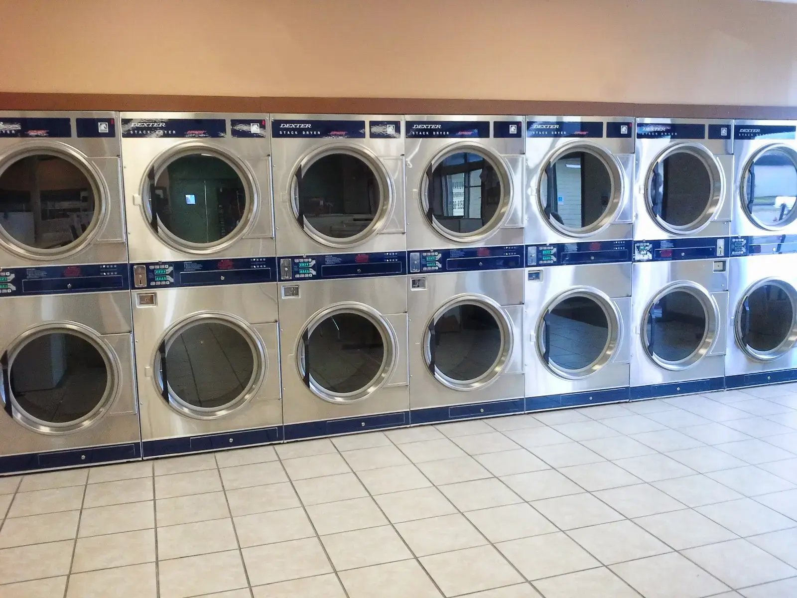 Marion Laundromat thumbnail 20