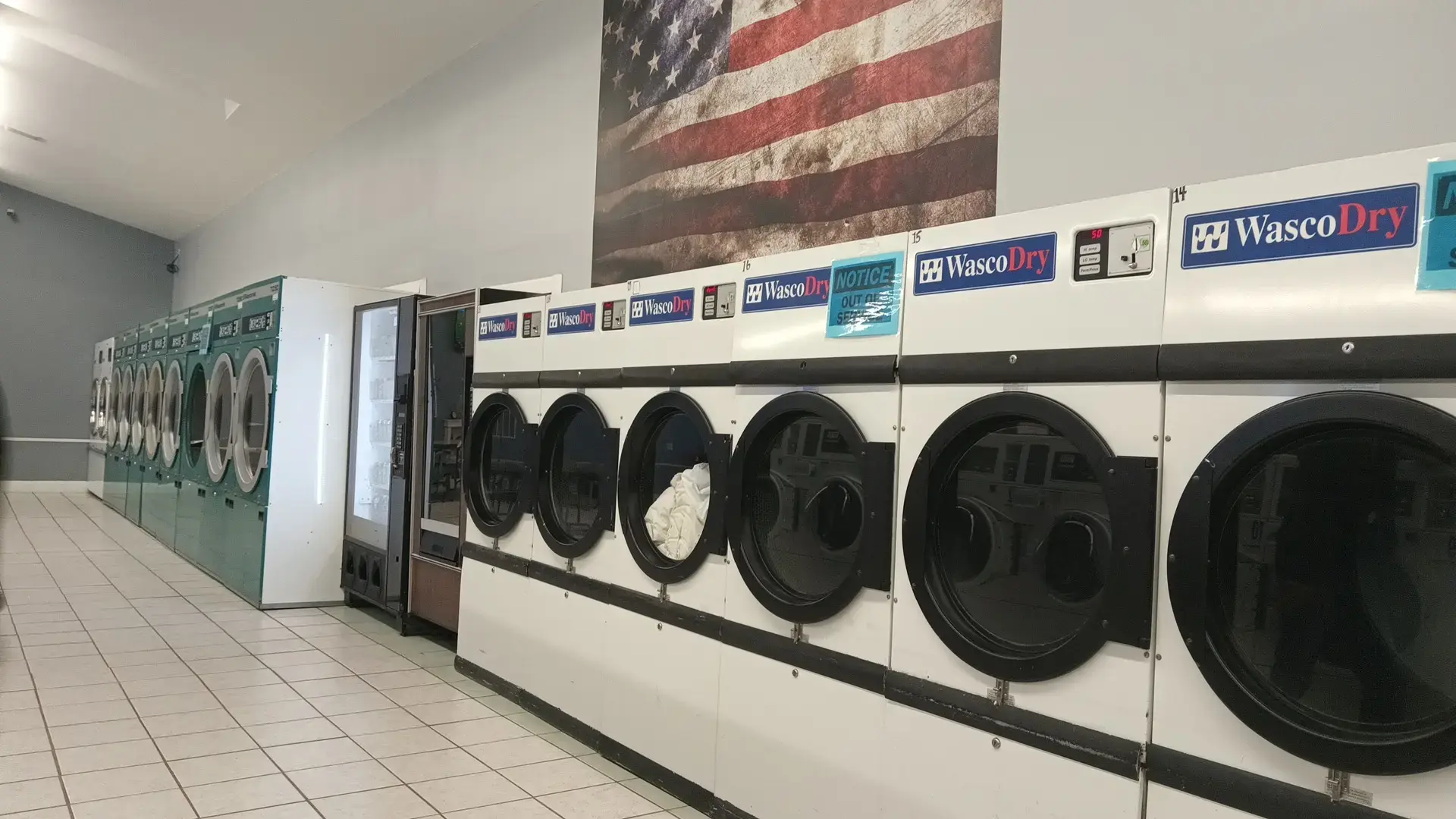 Mario's Coin Laundry location