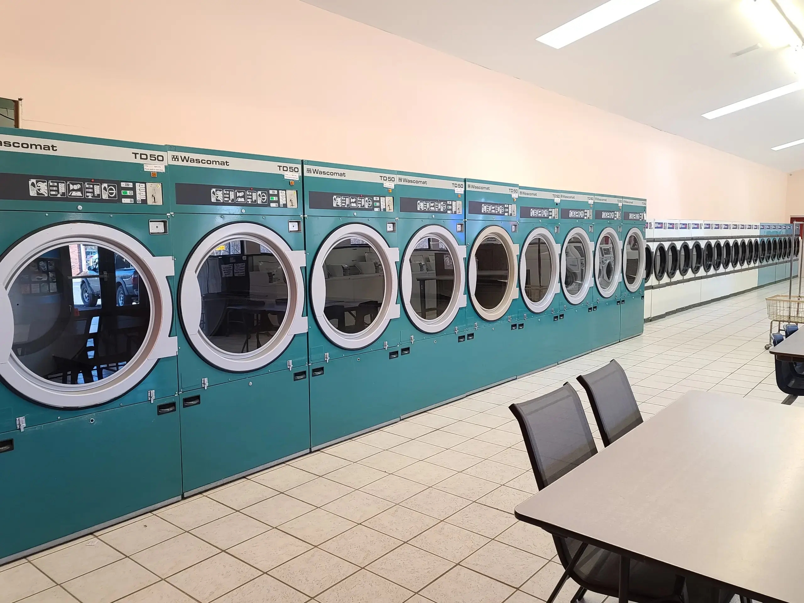 Mario's Coin Laundry - Image 10
