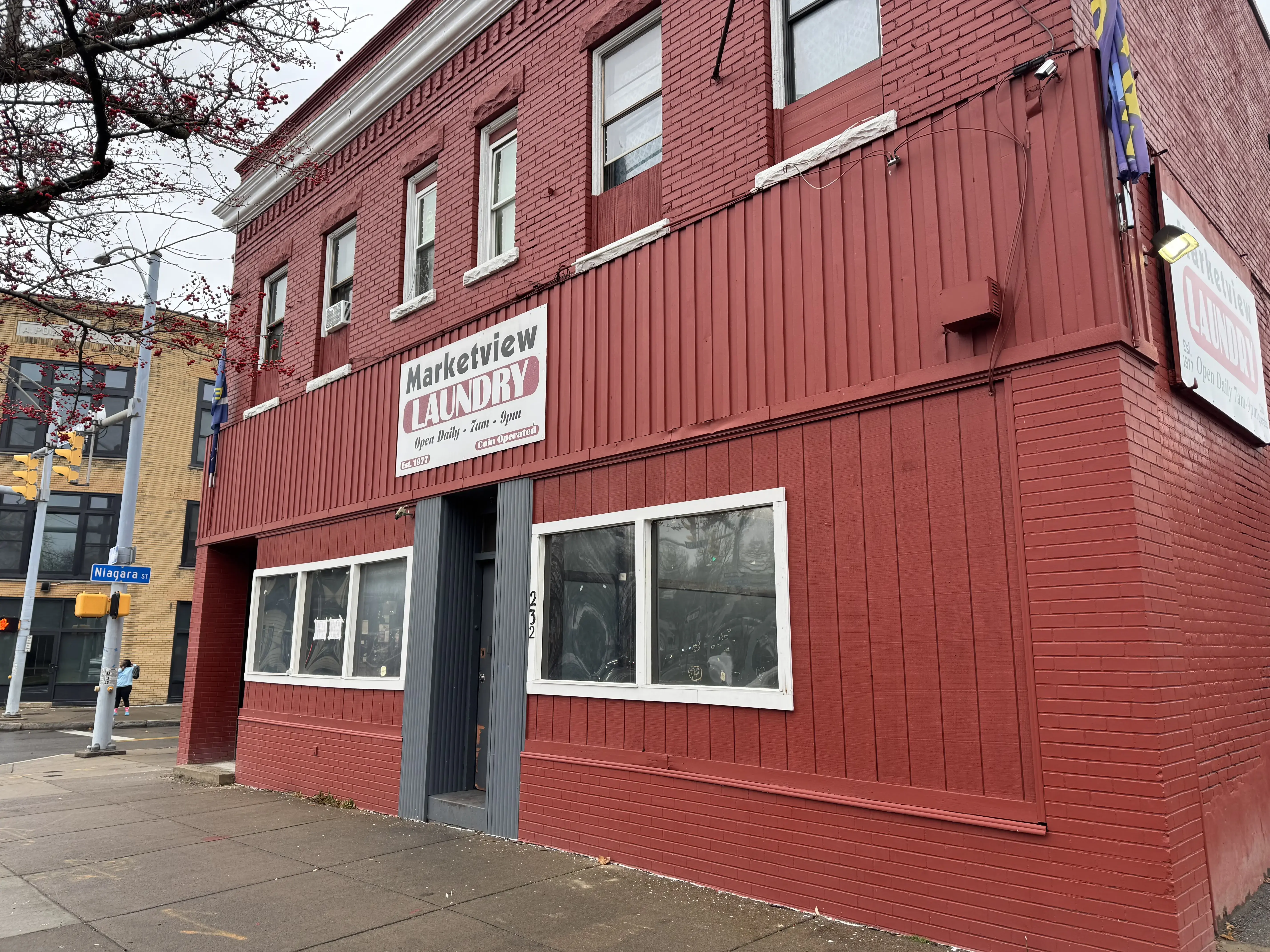 Marketview Laundry - Image 1