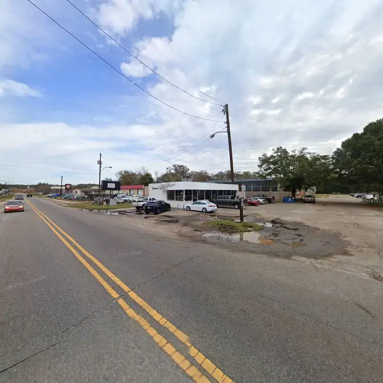 Mark's 24/7 Laundromats - Image 8