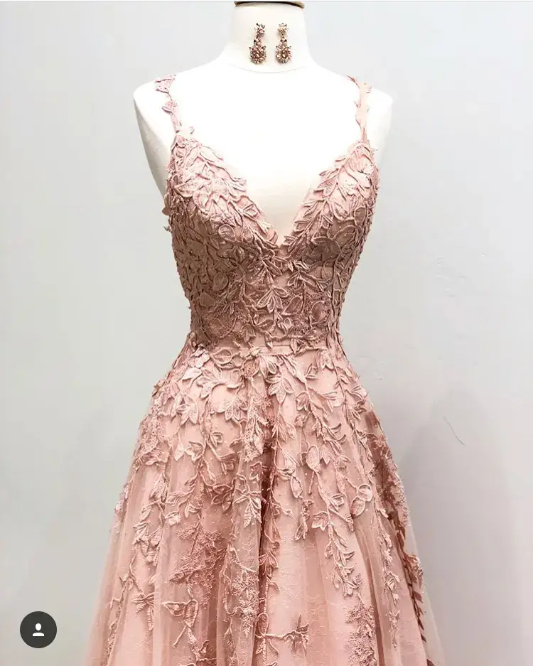 Maroney's Dry Cleaners & Laundry Pick up and Delivery - Image 12