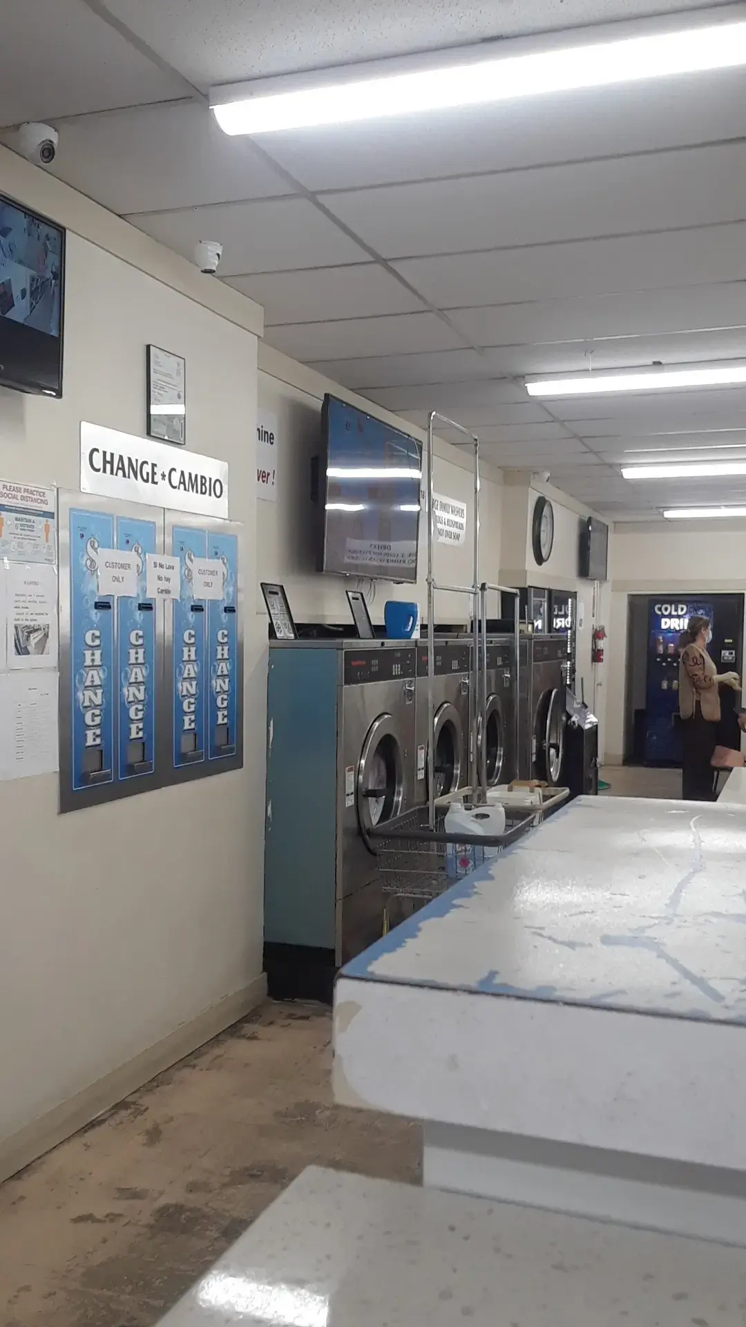 Martin Coin Laundry - Image 4