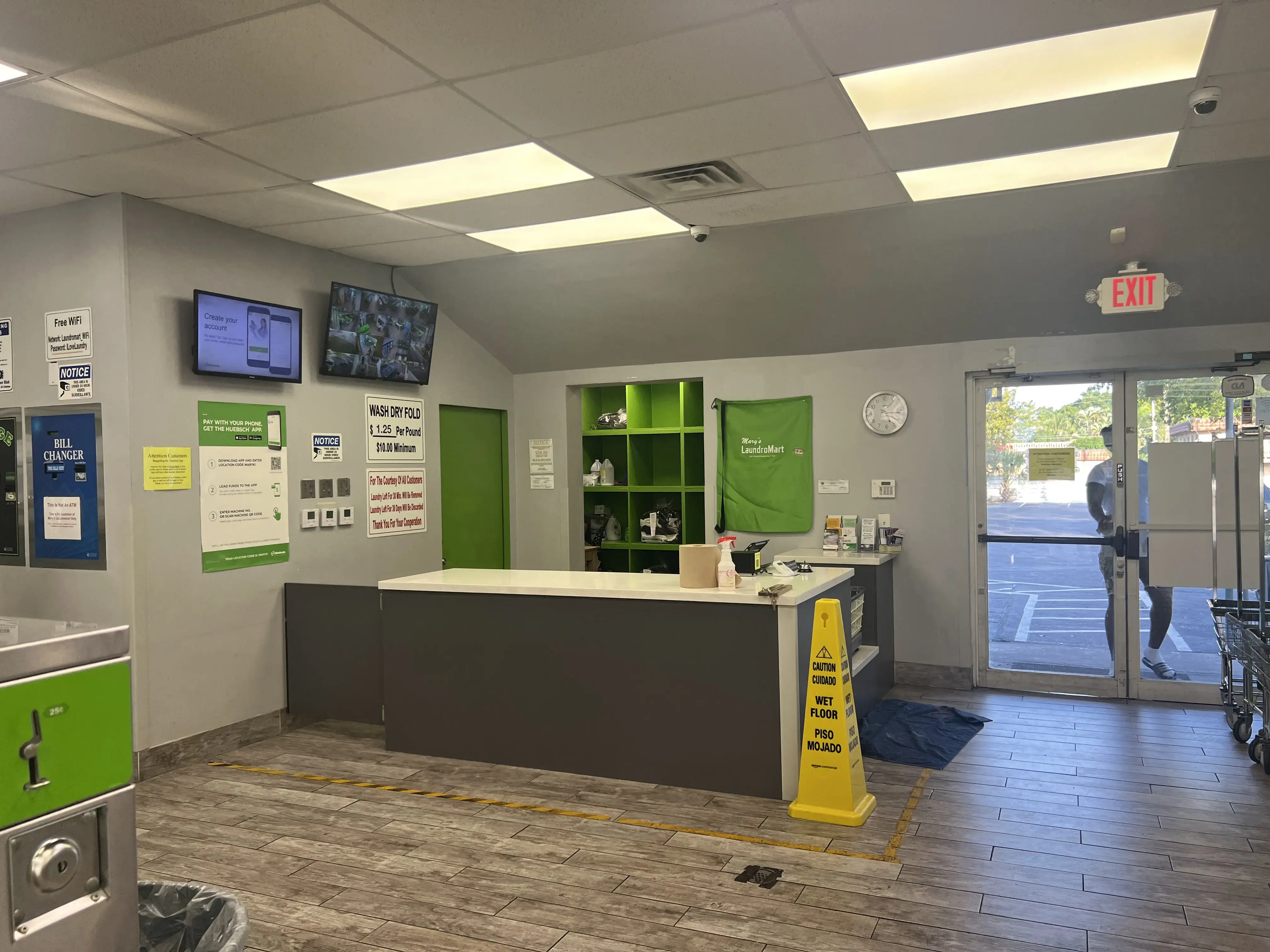 Mary's Laundromart - Image 5