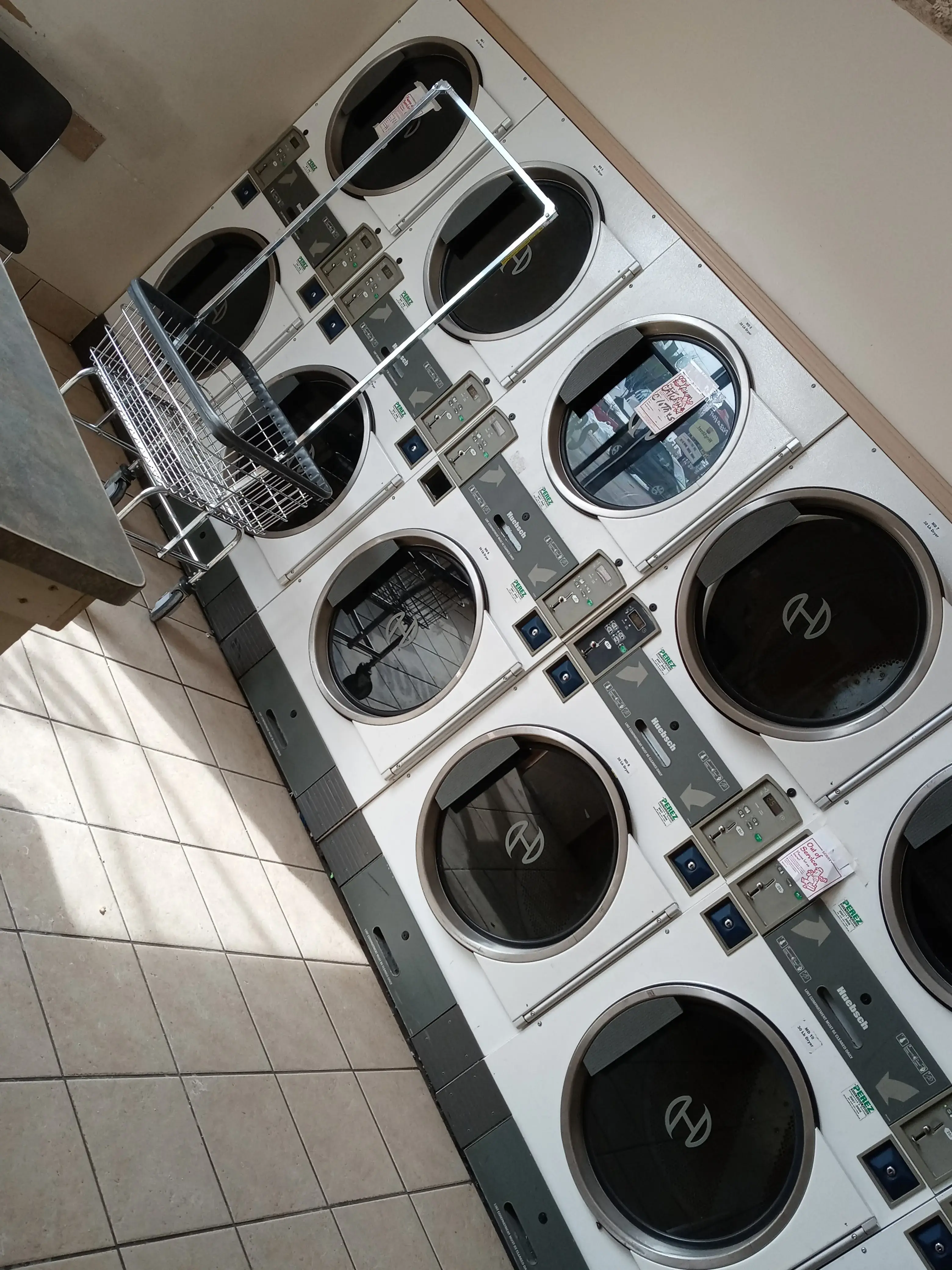 Massillon Coin Laundry - Image 14
