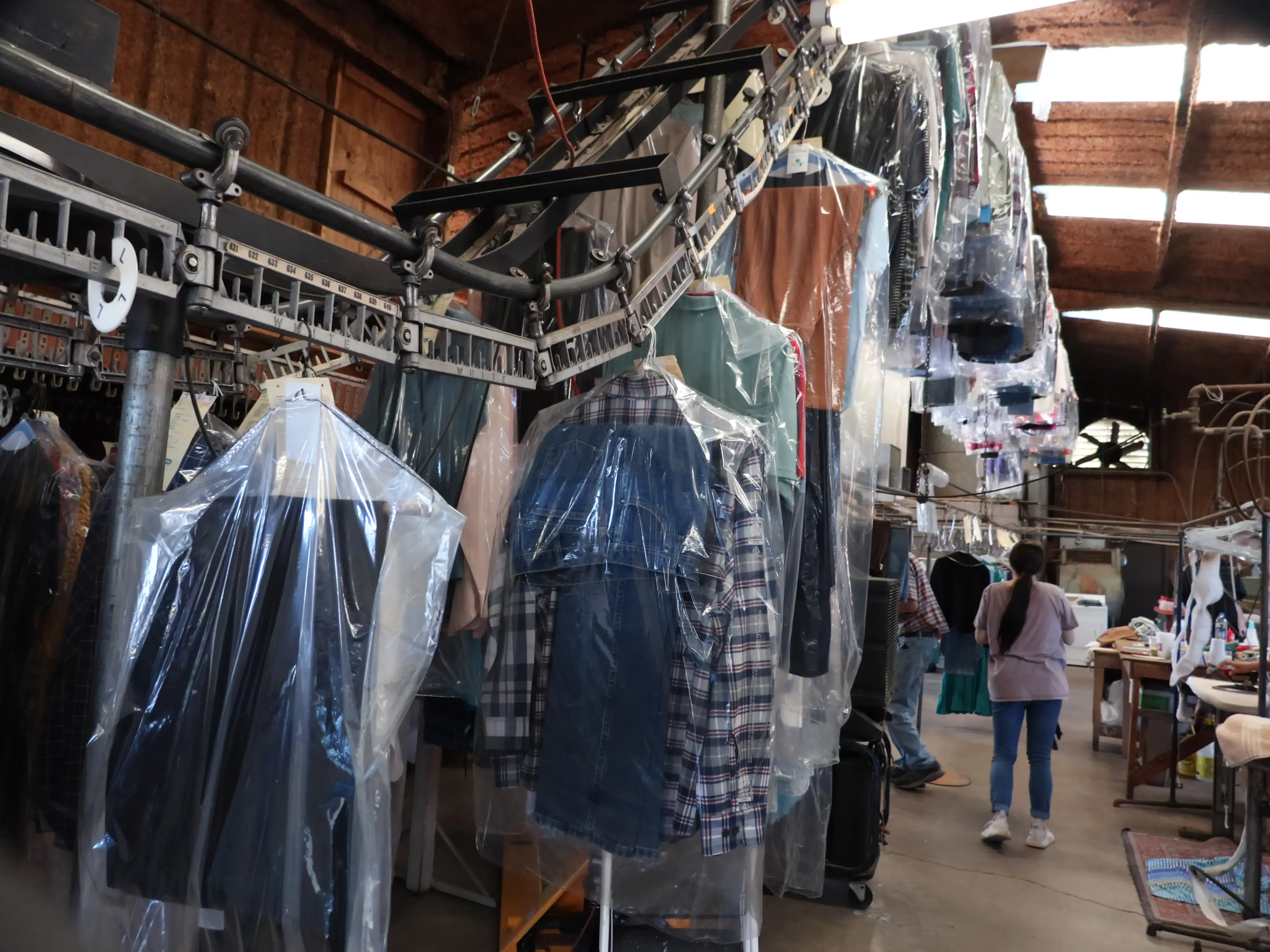 Master Cleaners & Laundry - Image 2